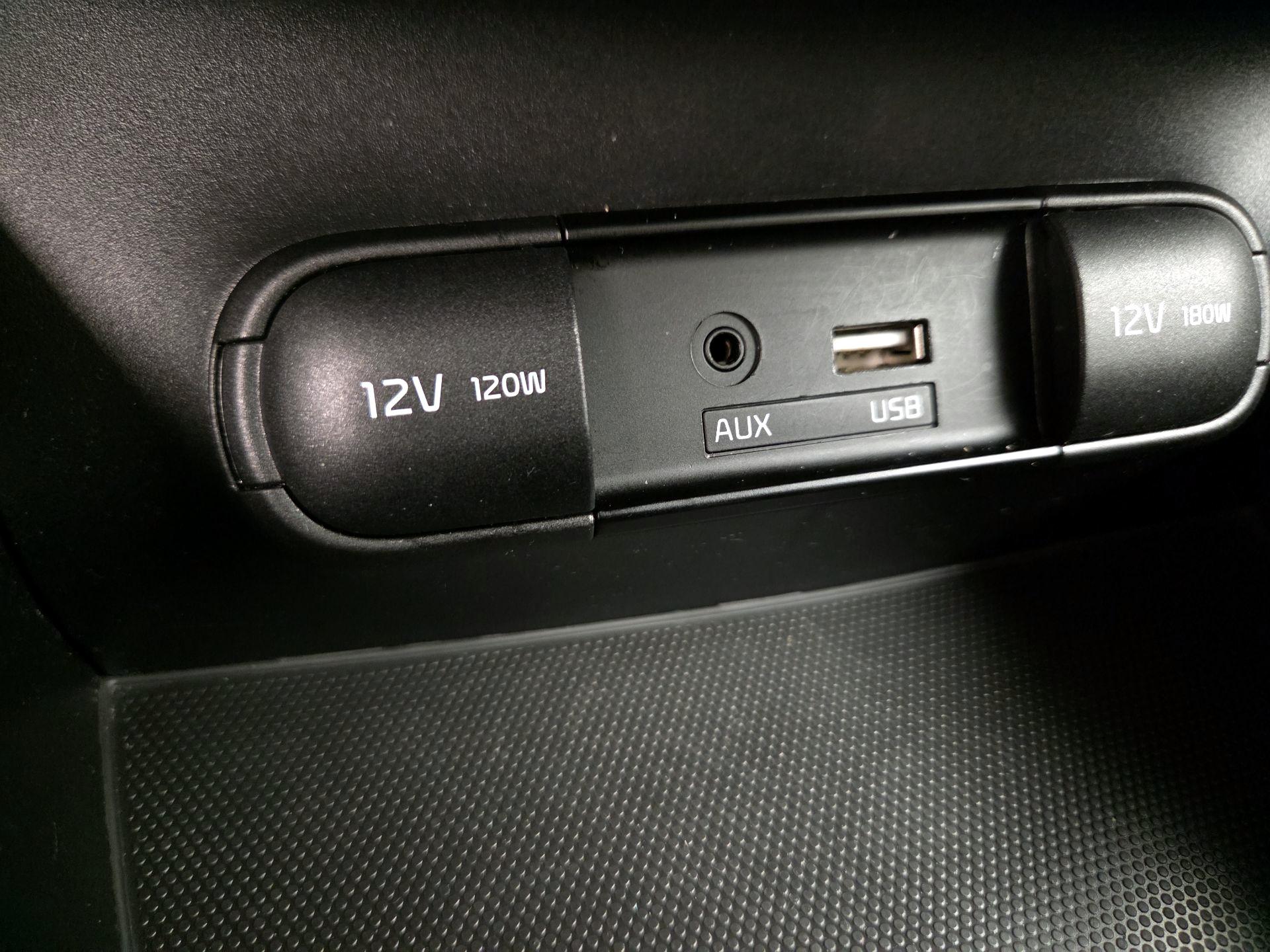 Thumbnail: 2018 Kia Soul - 18