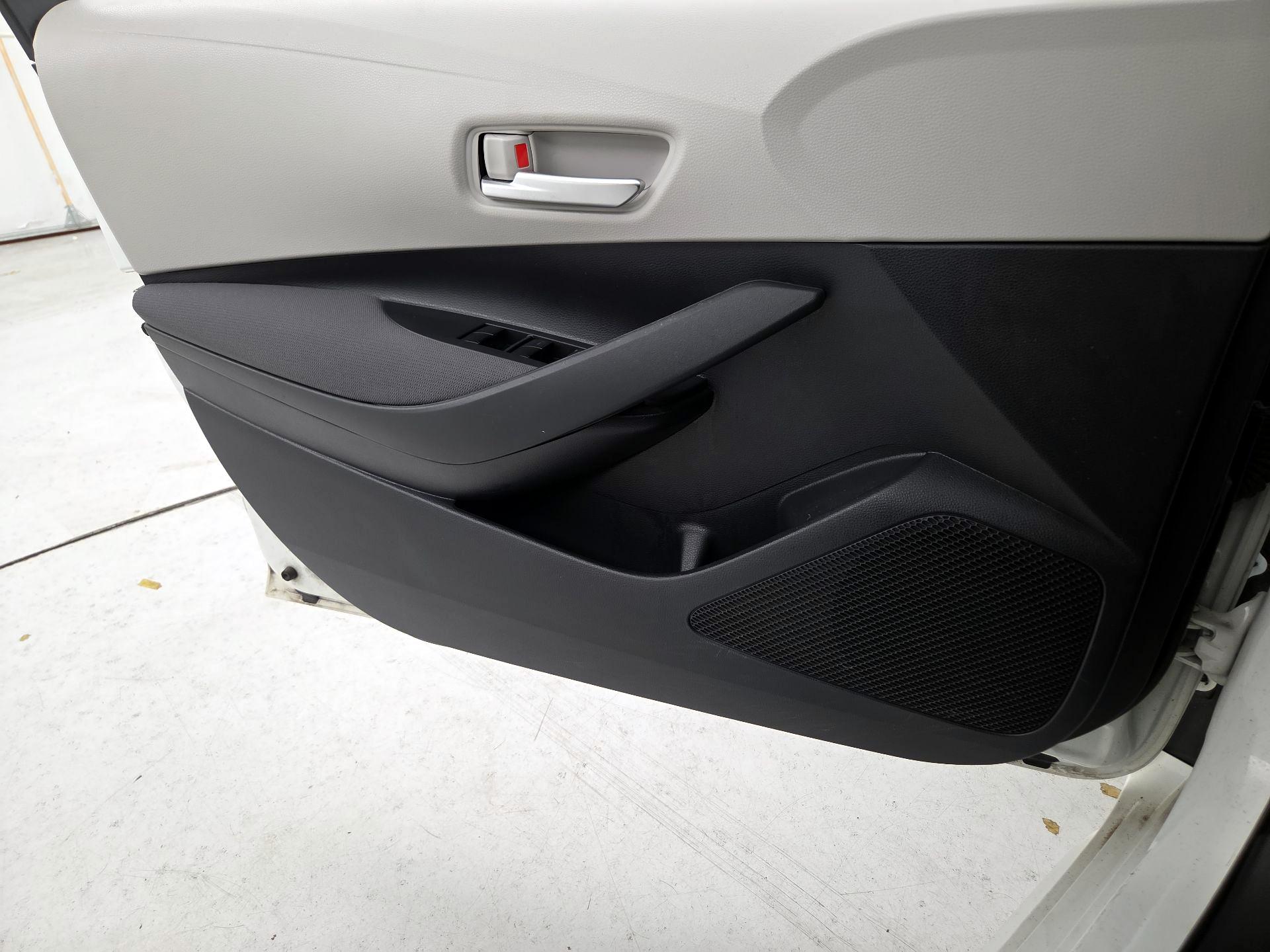 Thumbnail: 2020 Toyota Corolla - 10