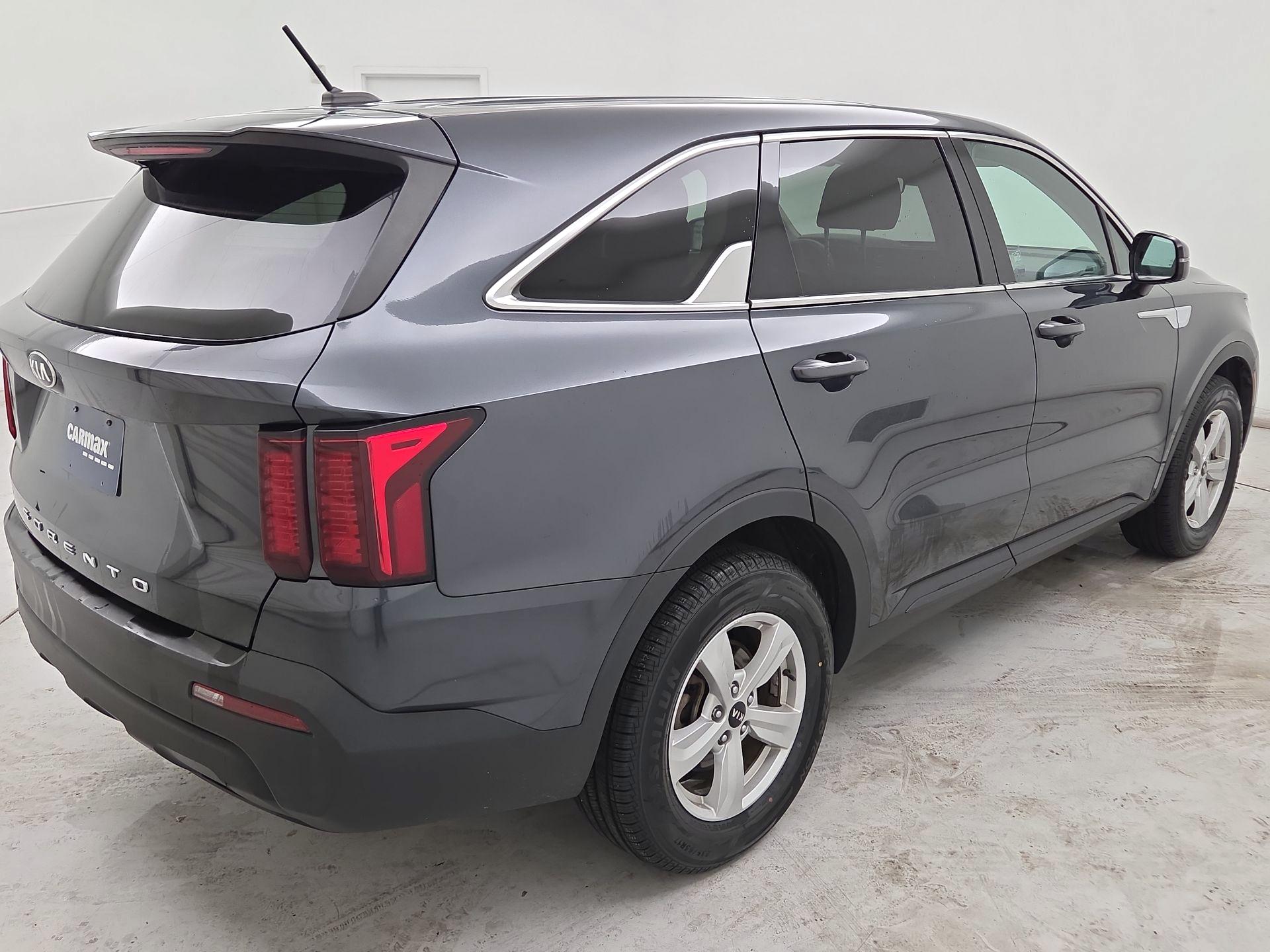 Thumbnail: 2021 Kia Sorento - 5