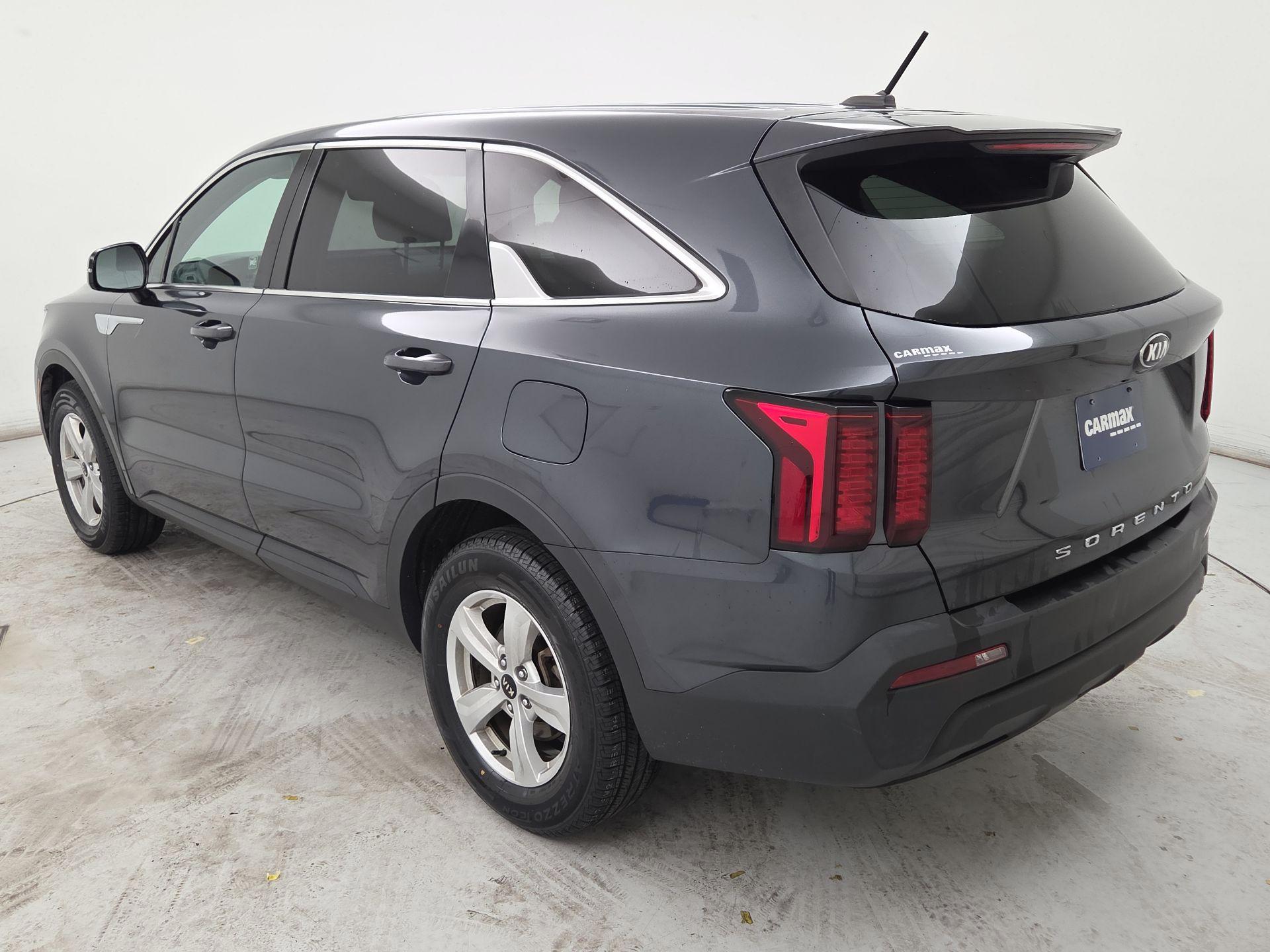 Thumbnail: 2021 Kia Sorento - 7