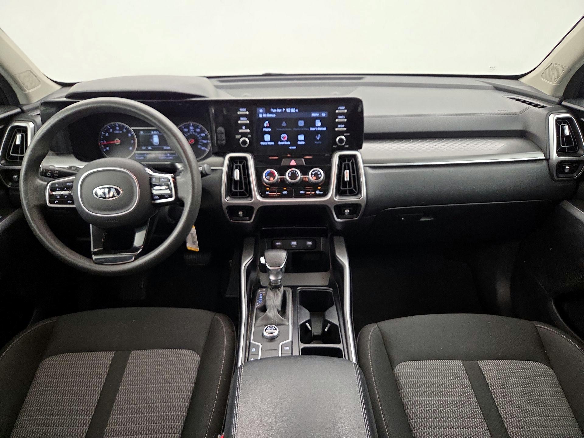 Thumbnail: 2021 Kia Sorento - 8