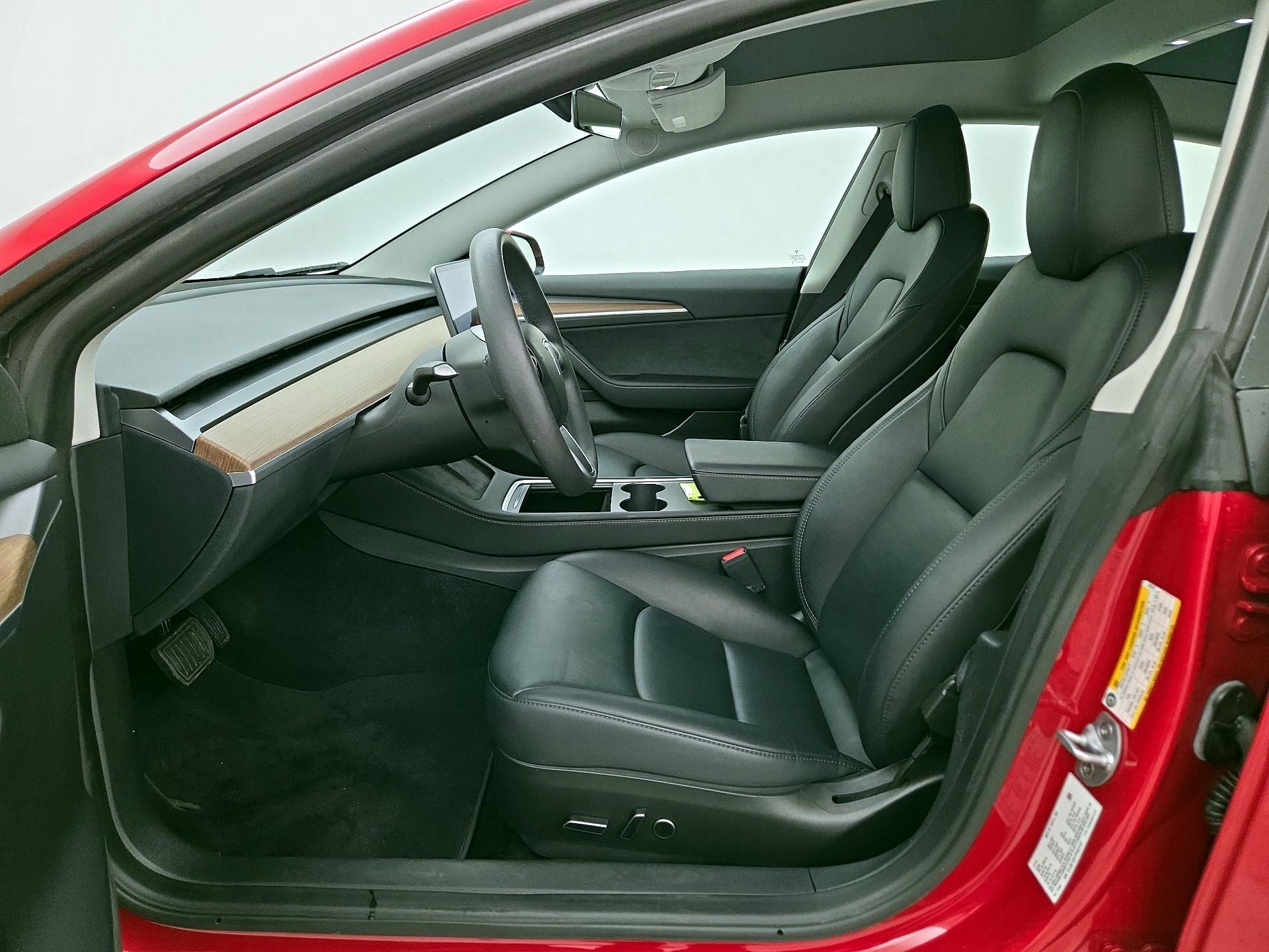 Thumbnail: 2023 Tesla Model 3 - 9