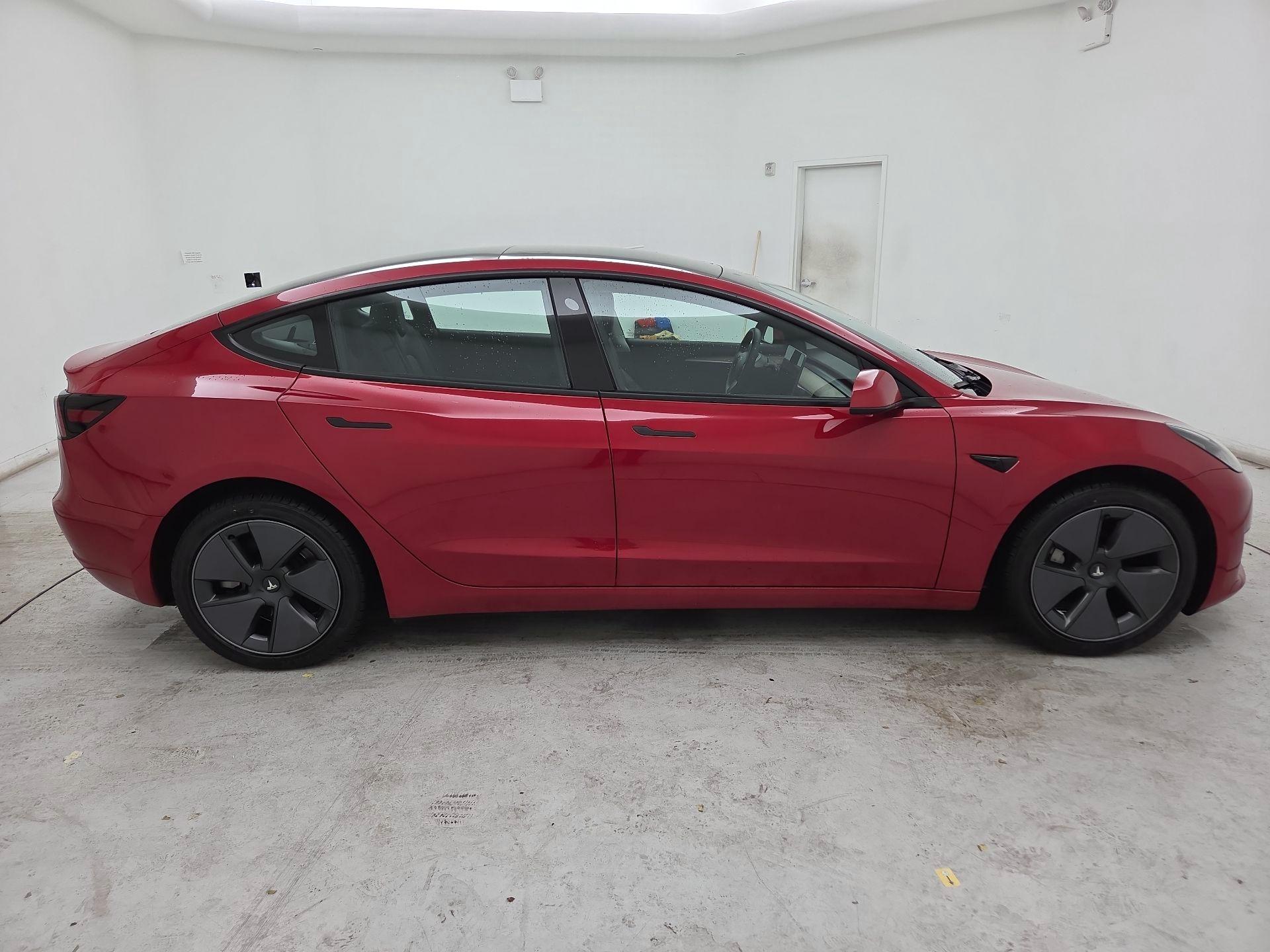 Thumbnail: 2023 Tesla Model 3 - 4