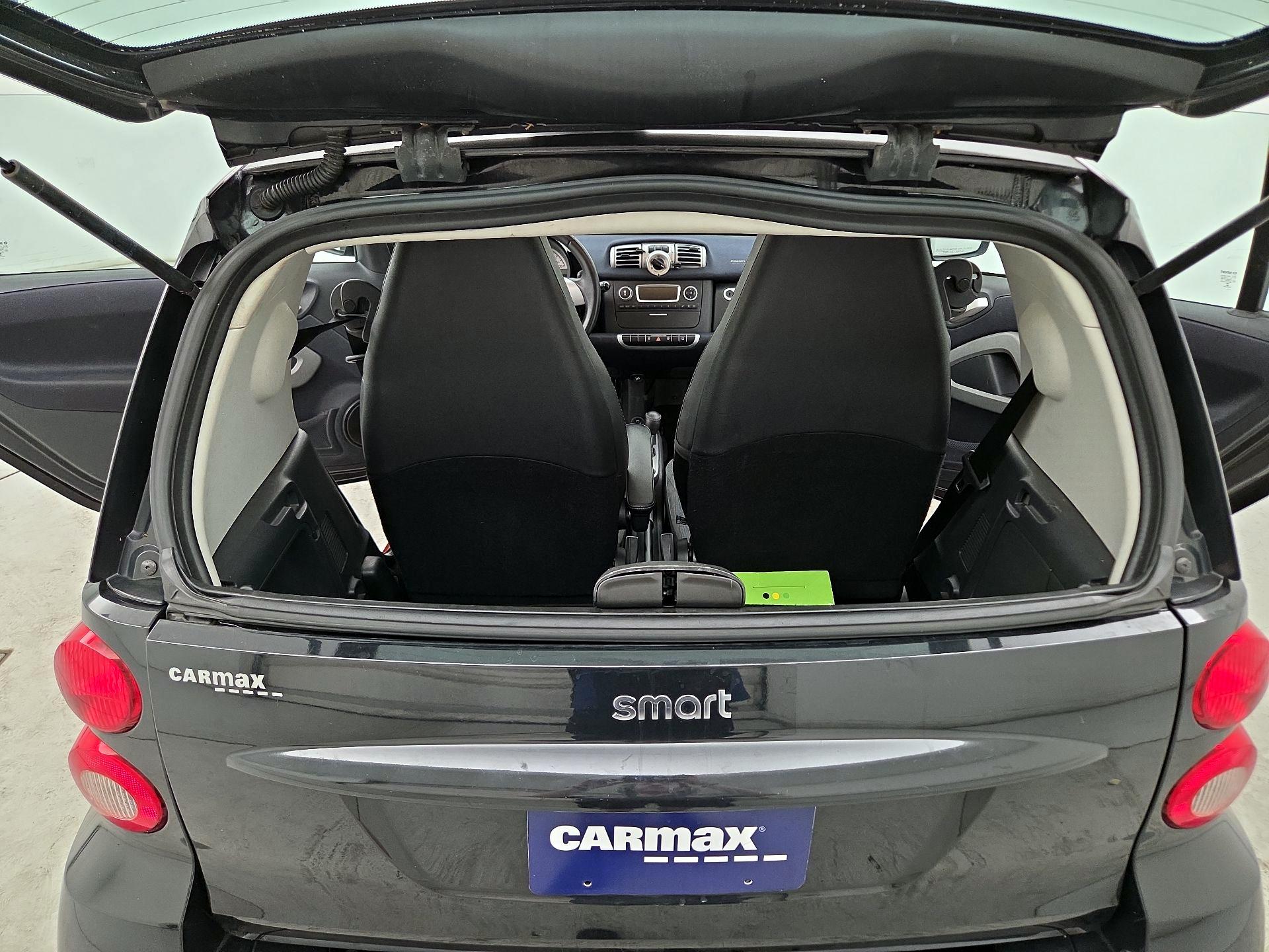 Thumbnail: 2015 smart fortwo - 18