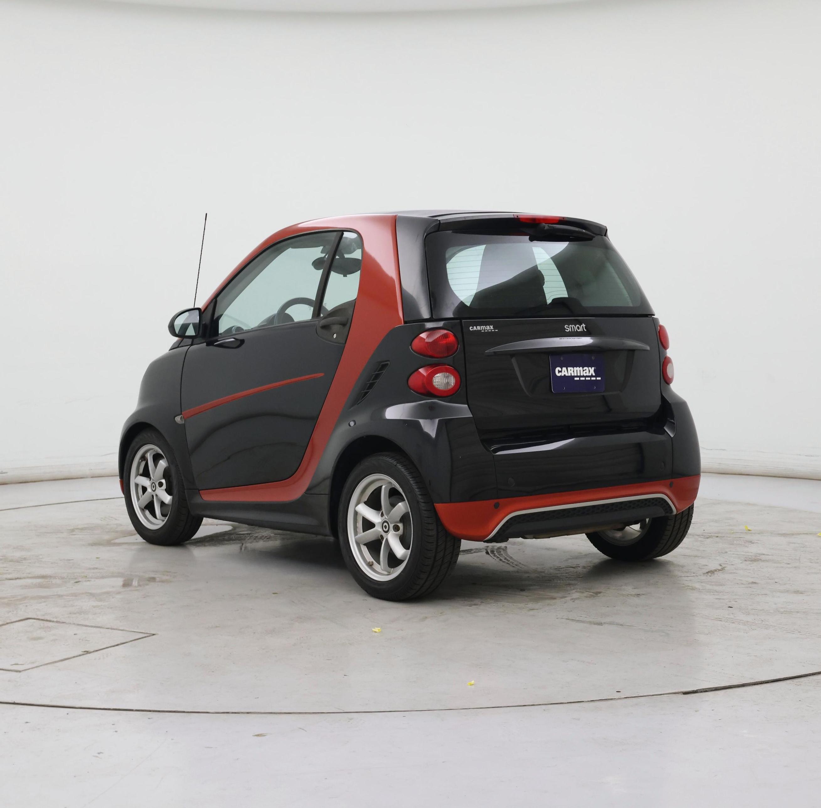 Thumbnail: 2015 smart fortwo - 2