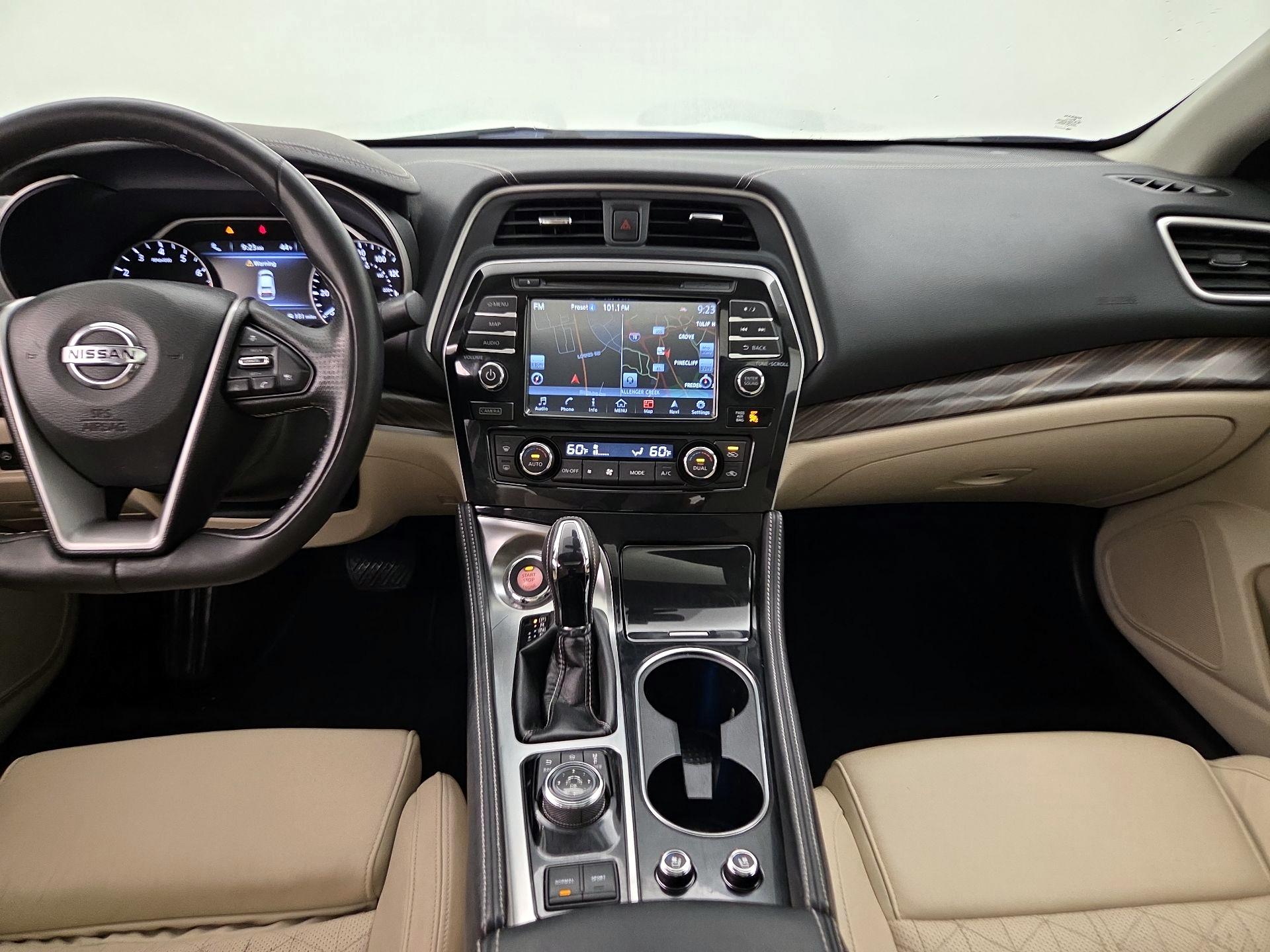 Thumbnail: 2017 Nissan Maxima - 9