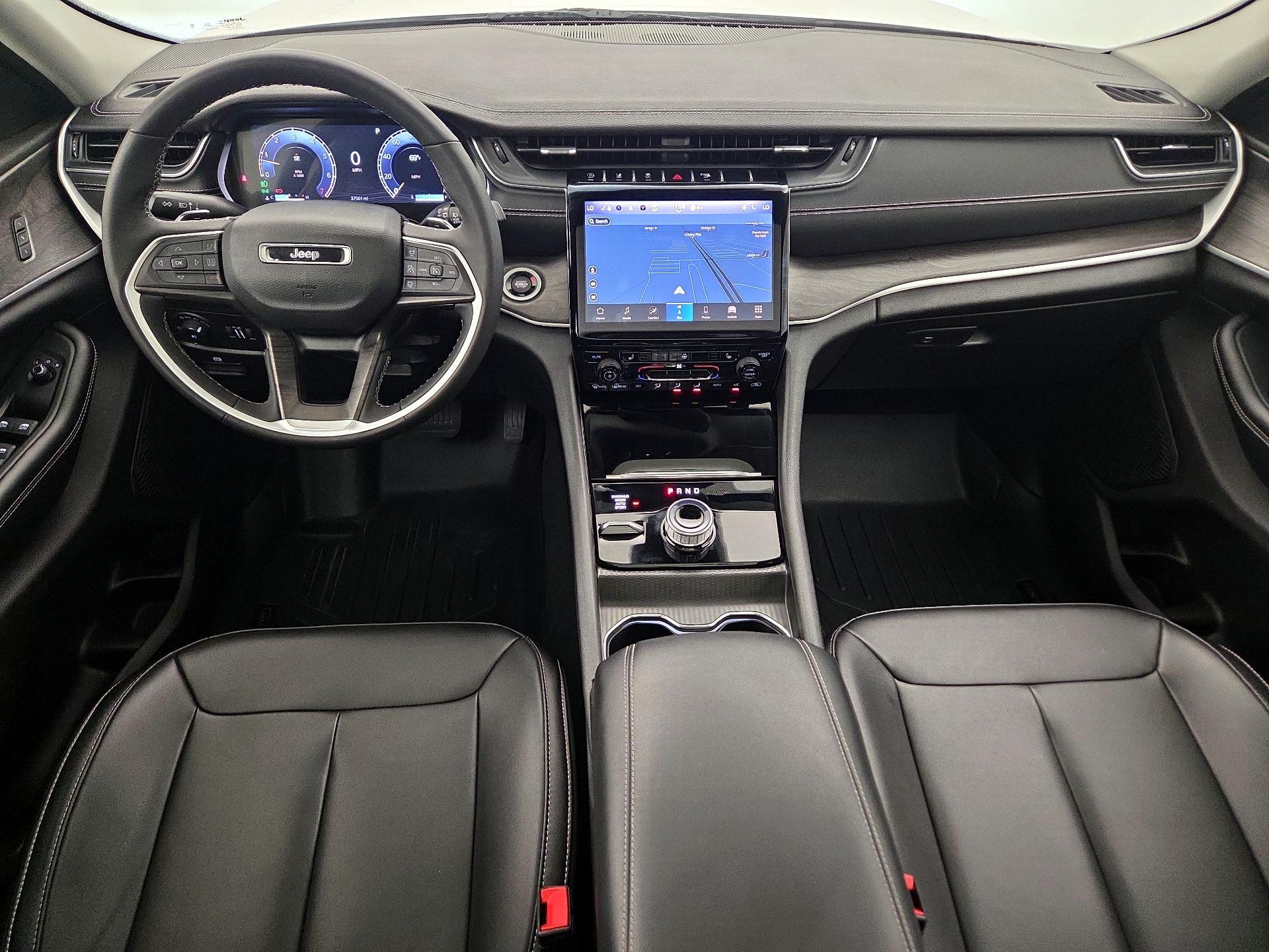 Thumbnail: 2024 Jeep Grand Cherokee - 9