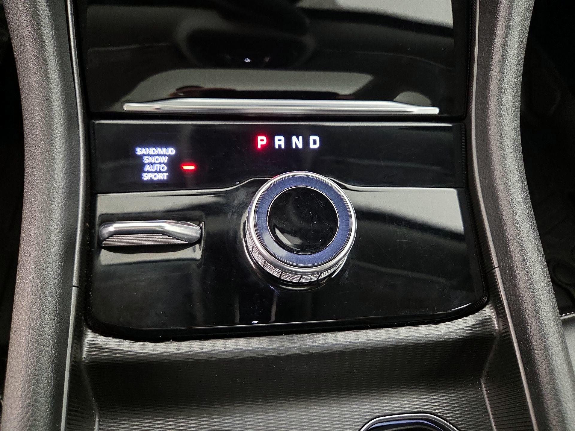 Thumbnail: 2024 Jeep Grand Cherokee - 18