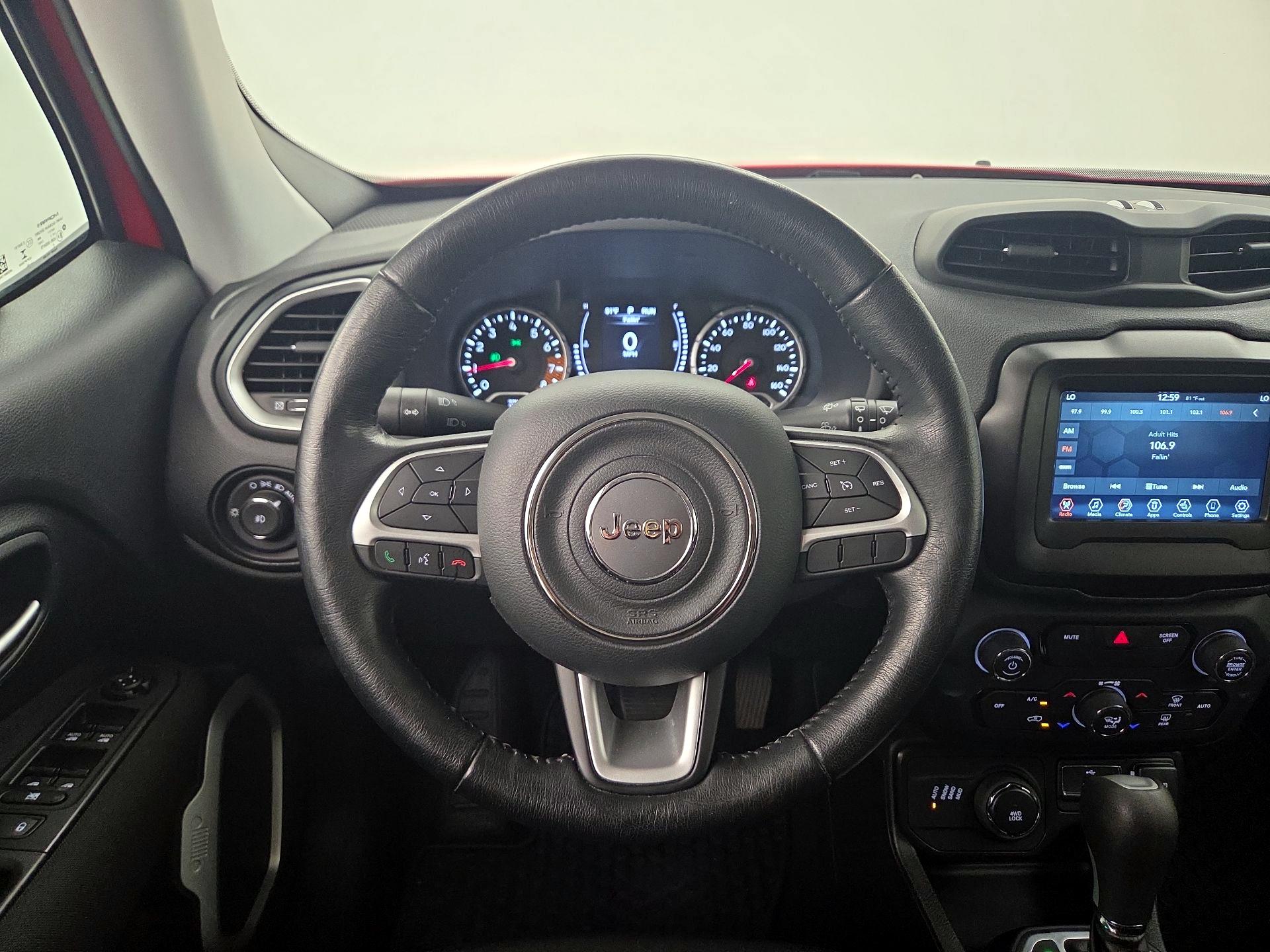 Thumbnail: 2020 Jeep Renegade - 10