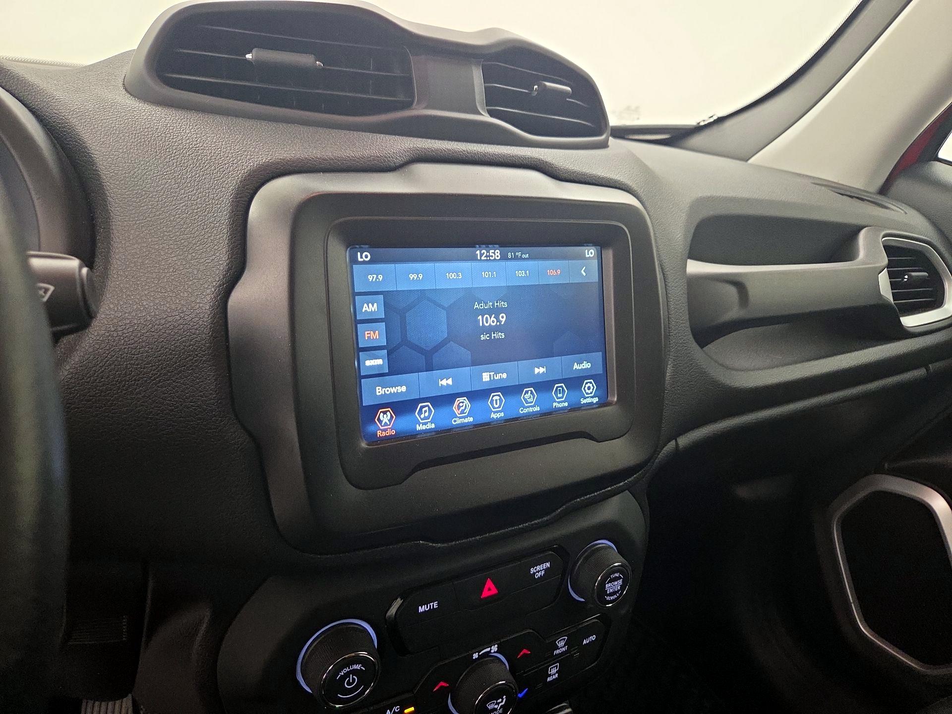 Thumbnail: 2020 Jeep Renegade - 15