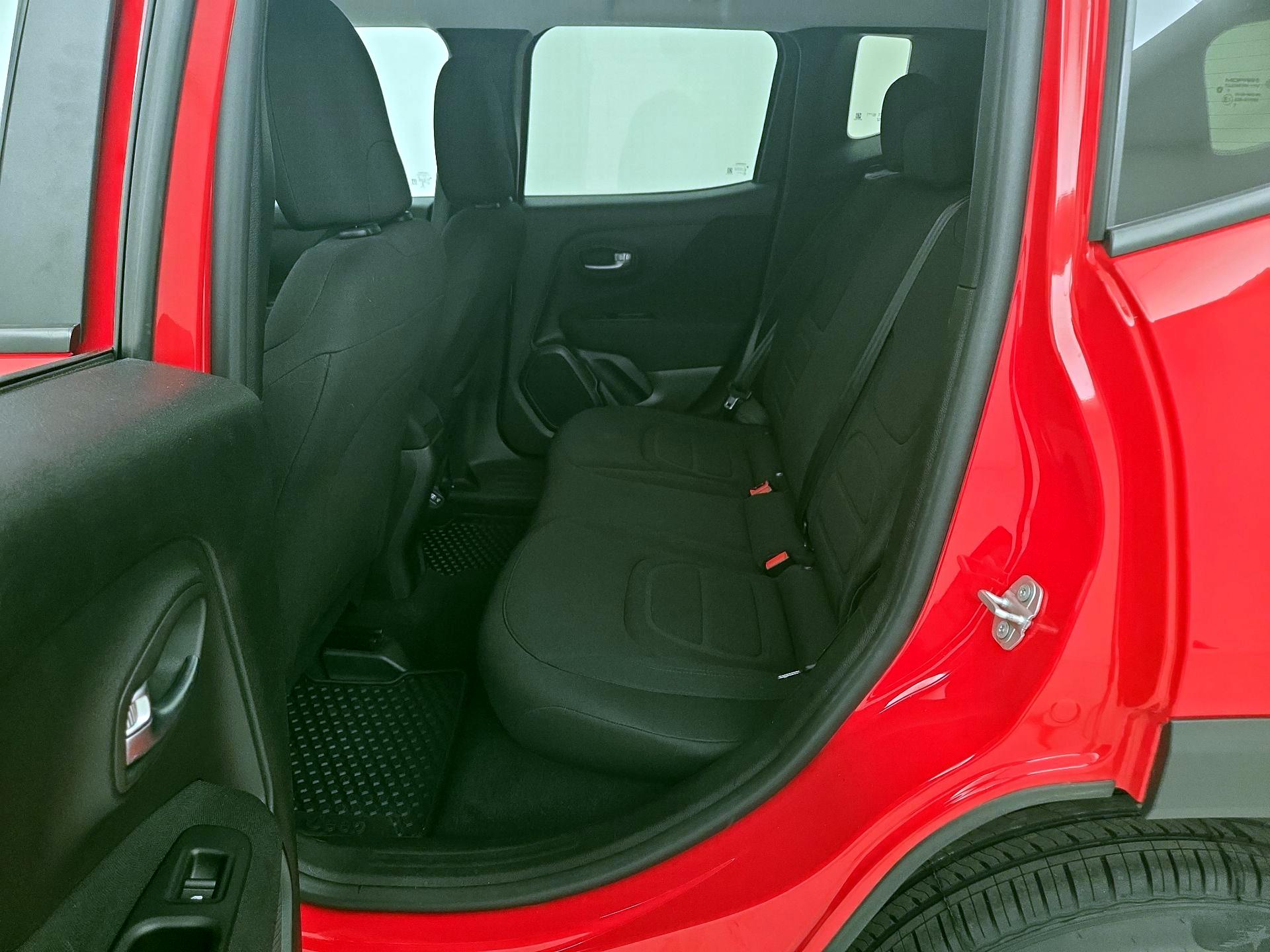 Thumbnail: 2020 Jeep Renegade - 19