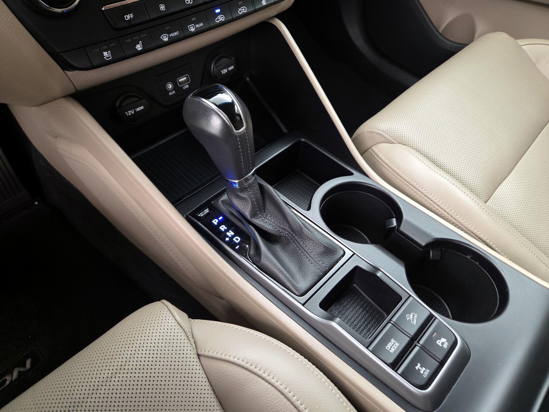 Thumbnail: 2016 Hyundai Tucson - 16