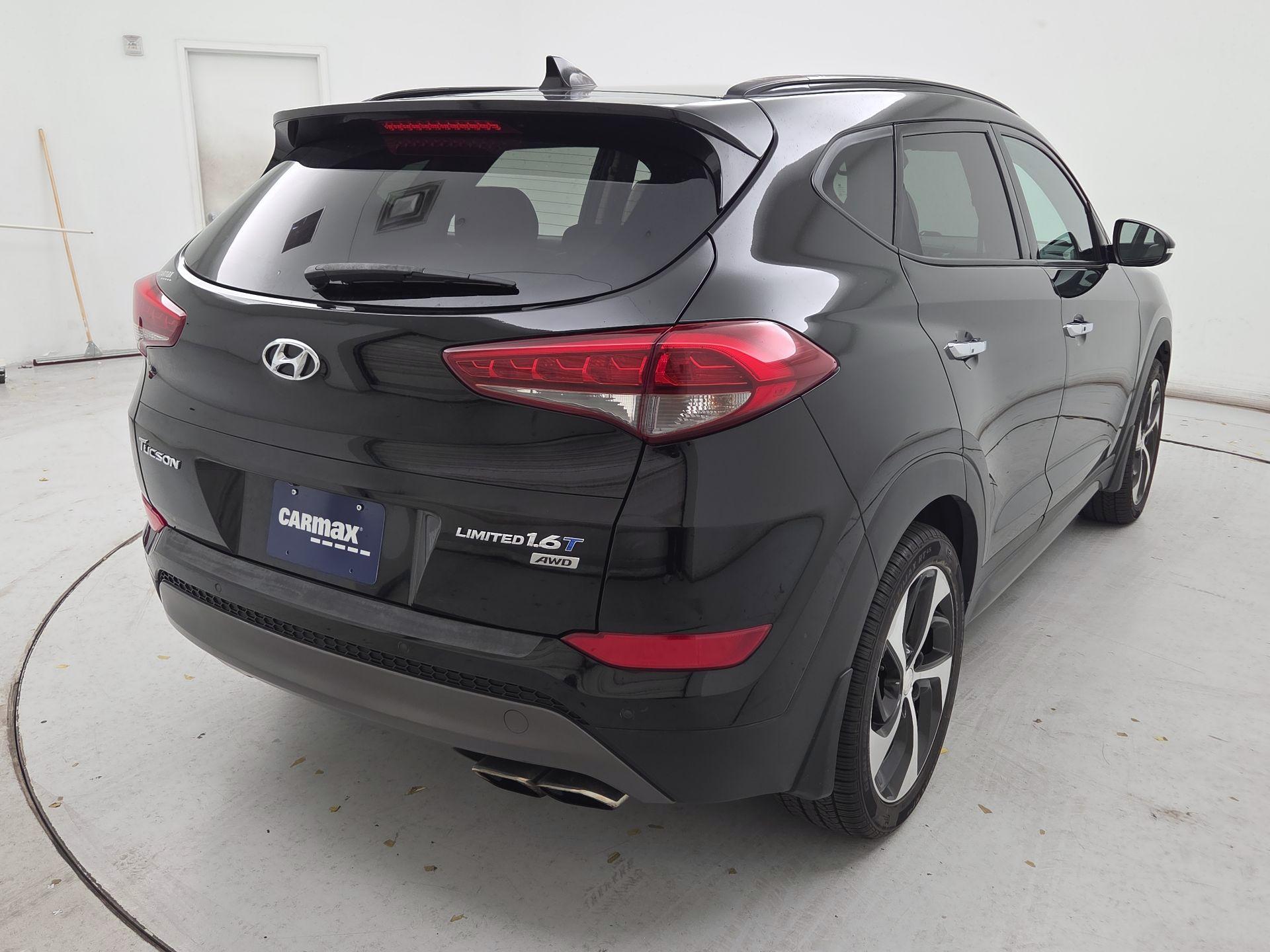 Thumbnail: 2016 Hyundai Tucson - 5