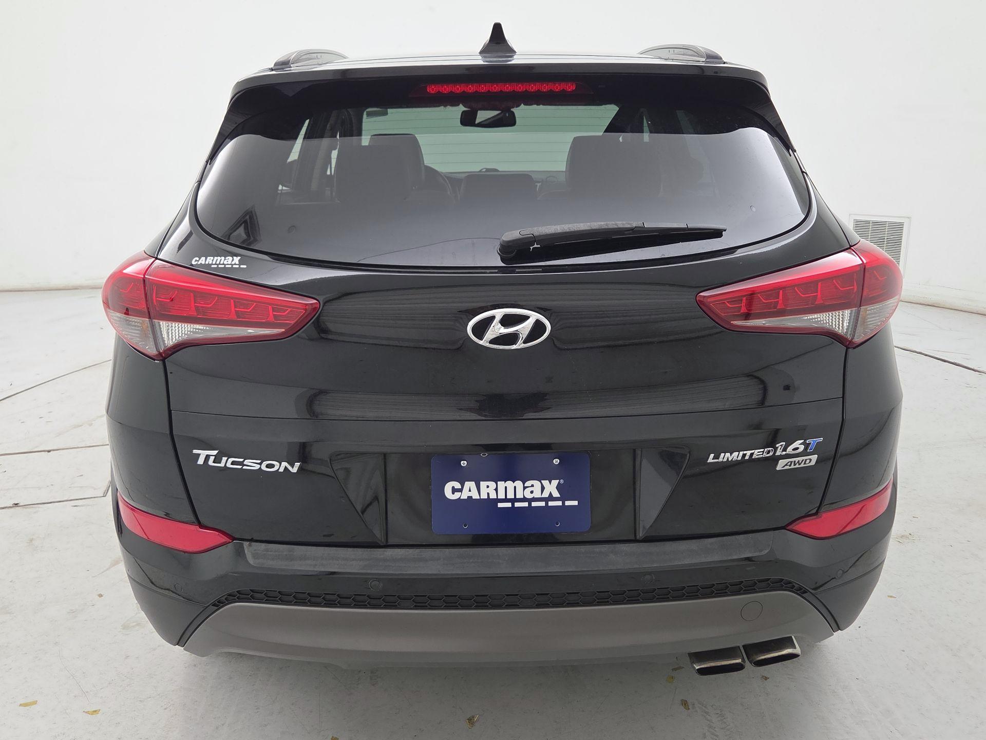 Thumbnail: 2016 Hyundai Tucson - 6