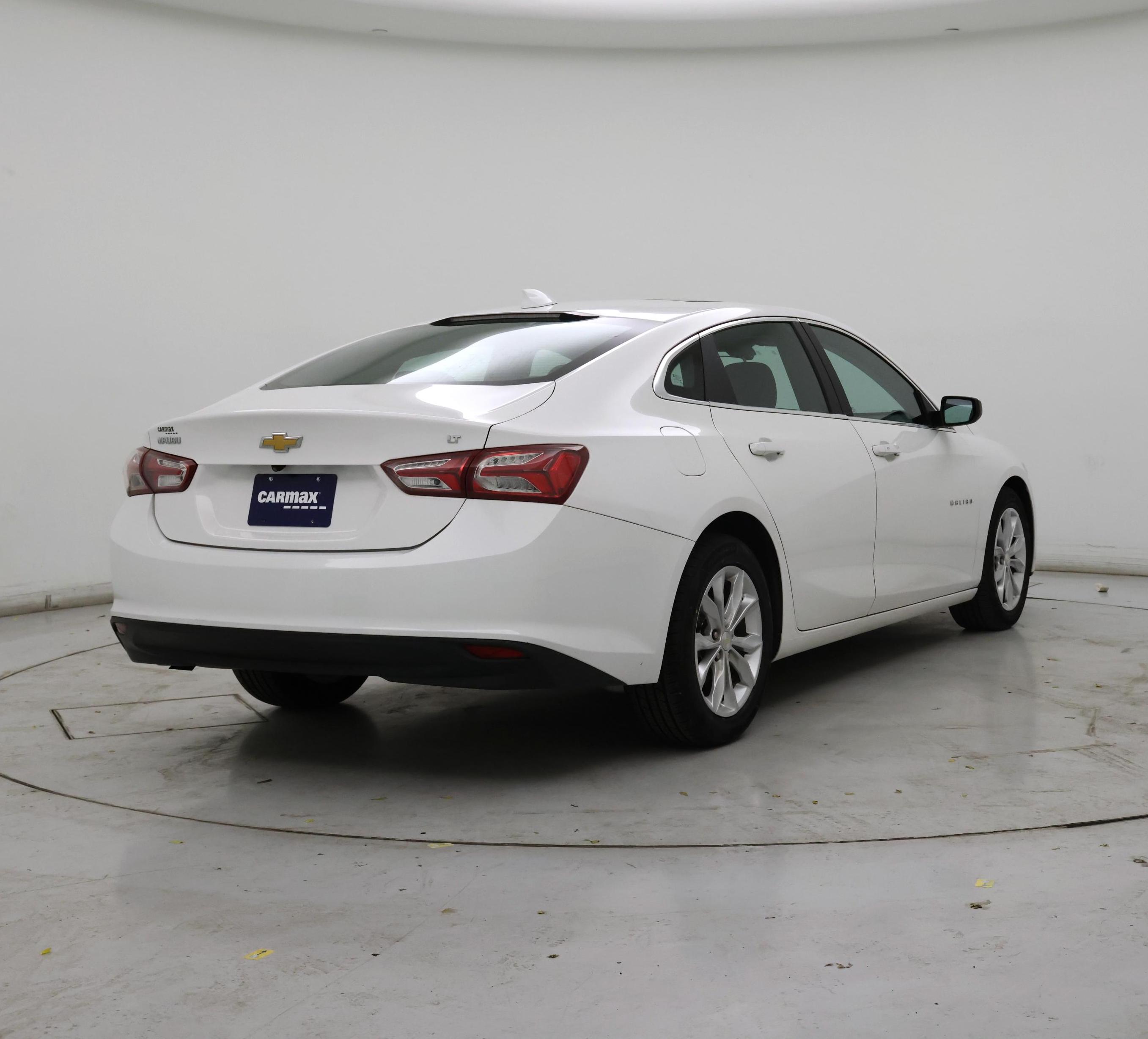 Thumbnail: 2019 Chevrolet Malibu - 8