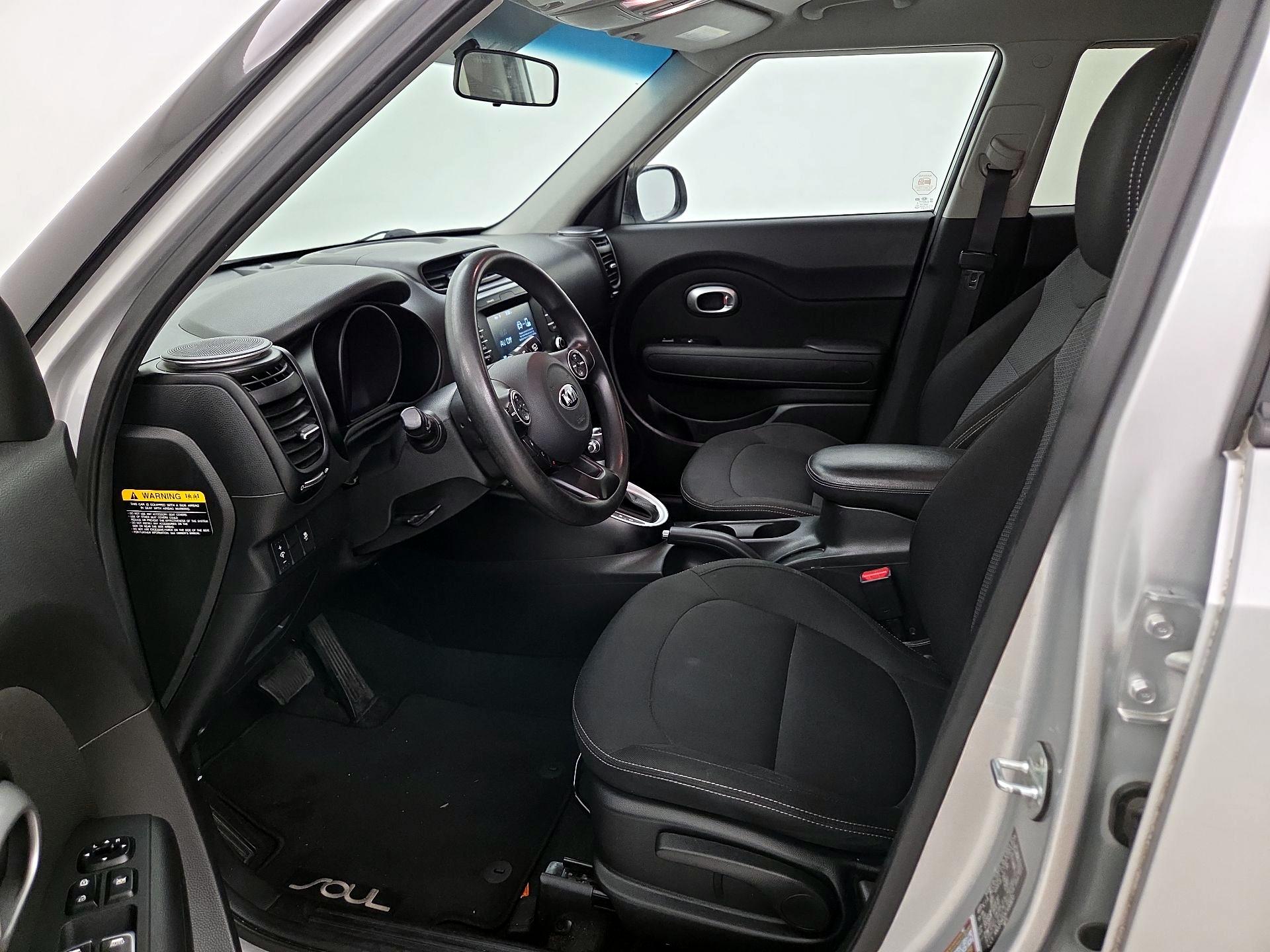 Thumbnail: 2019 Kia Soul - 11