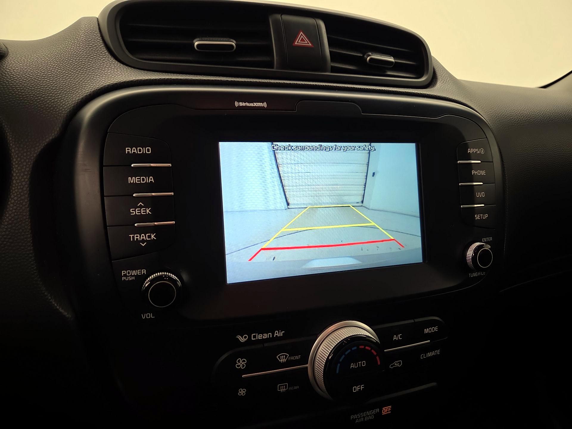 Thumbnail: 2019 Kia Soul - 14