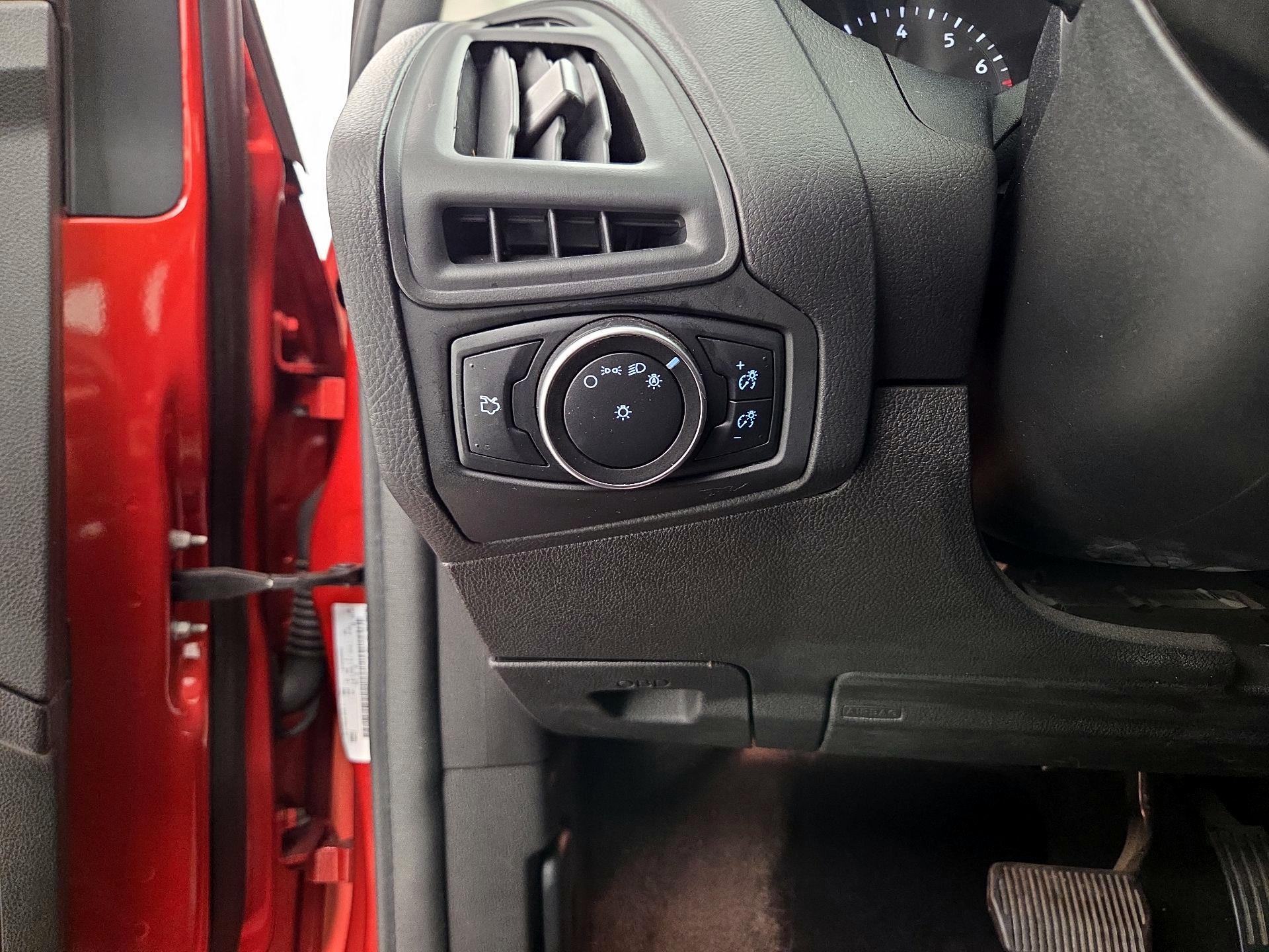 Thumbnail: 2018 Ford Focus - 11