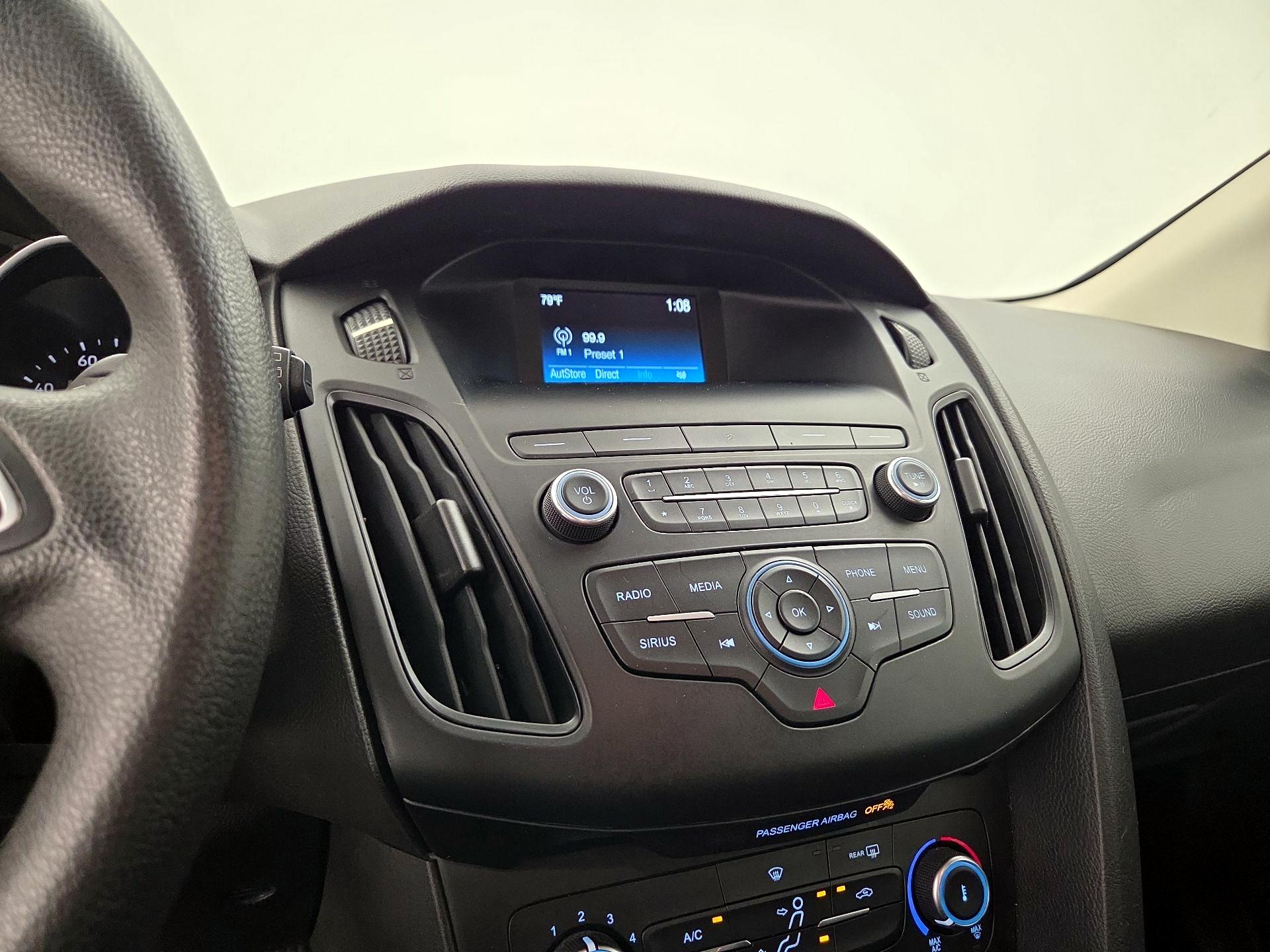 Thumbnail: 2018 Ford Focus - 13