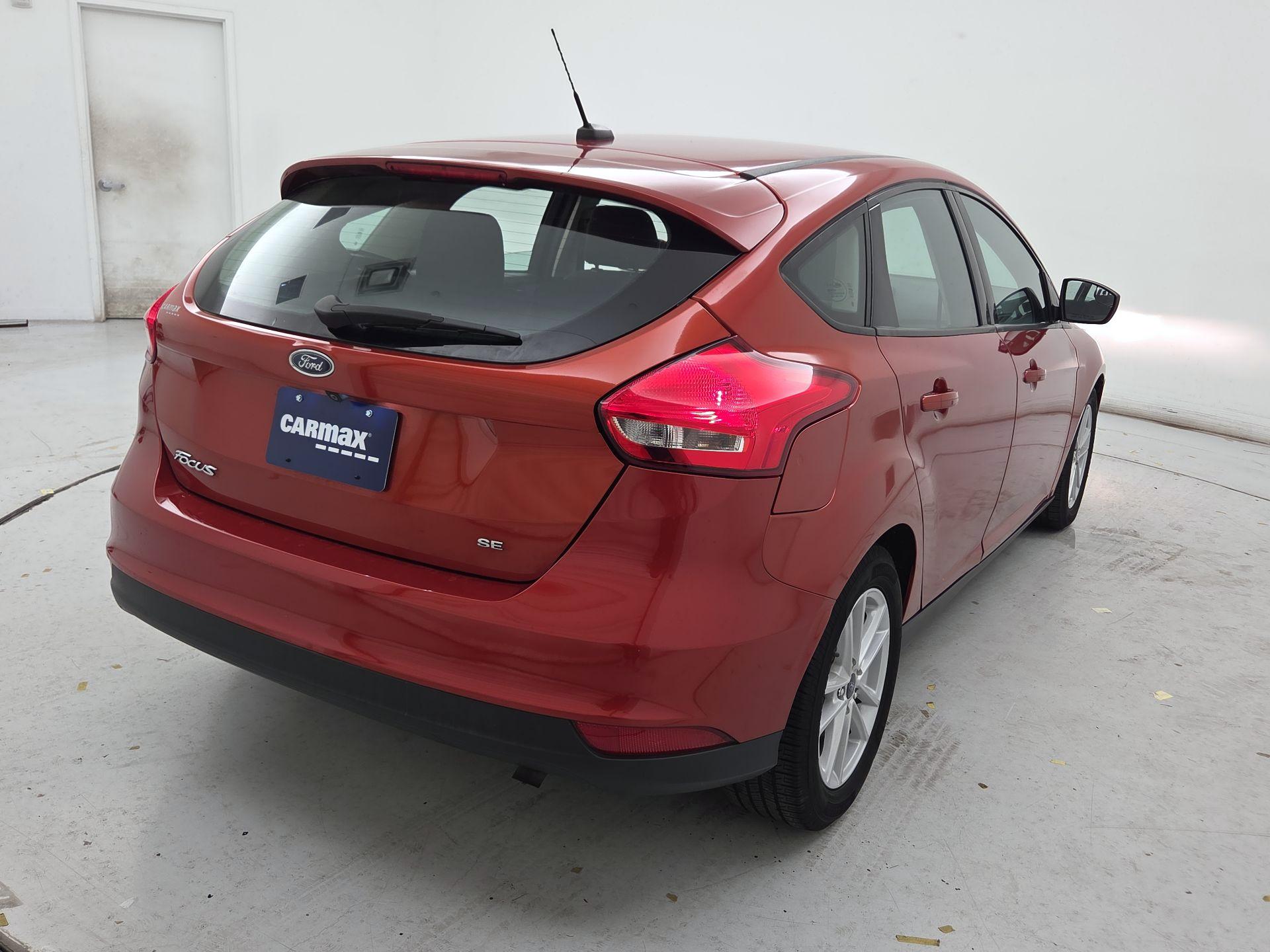 Thumbnail: 2018 Ford Focus - 5