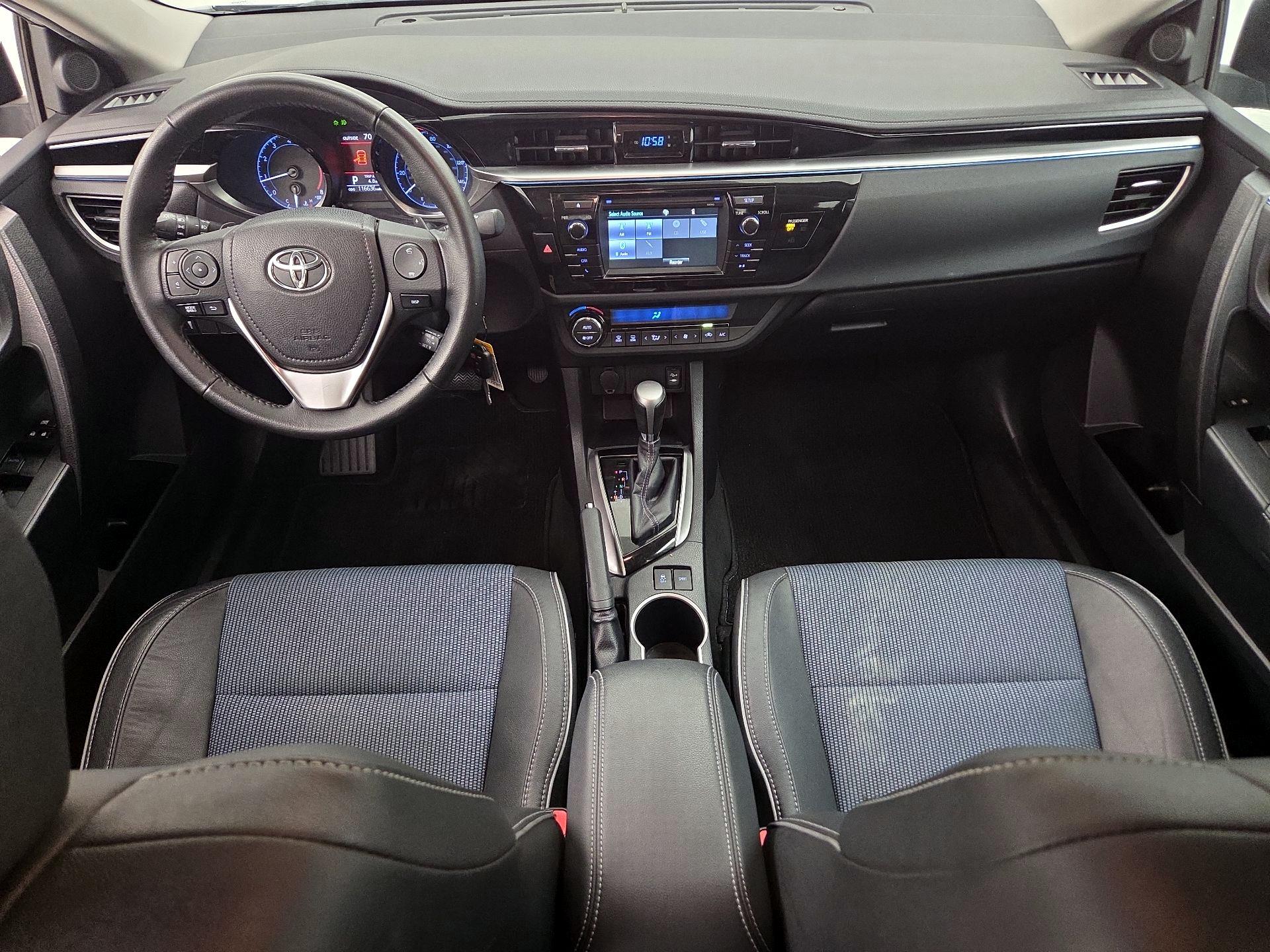 Thumbnail: 2015 Toyota Corolla - 9