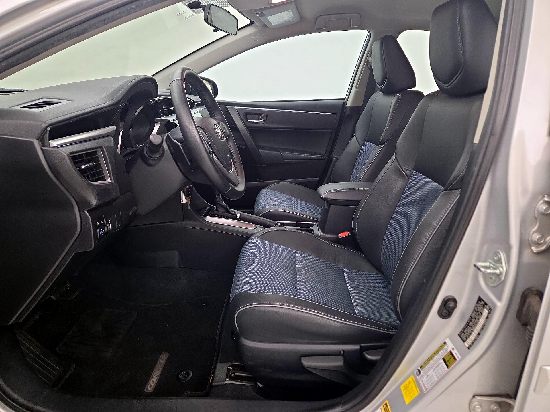 Thumbnail: 2015 Toyota Corolla - 11