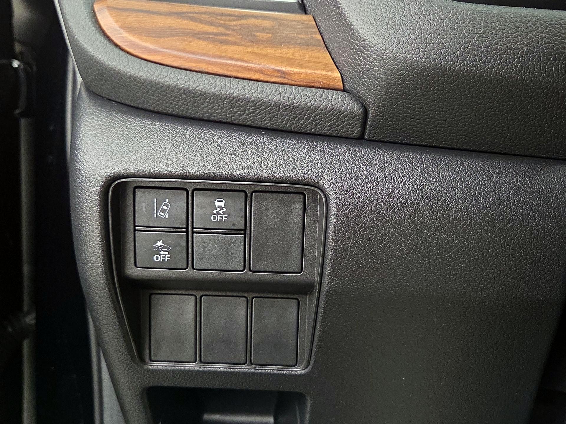 Thumbnail: 2018 Honda CR-V - 13