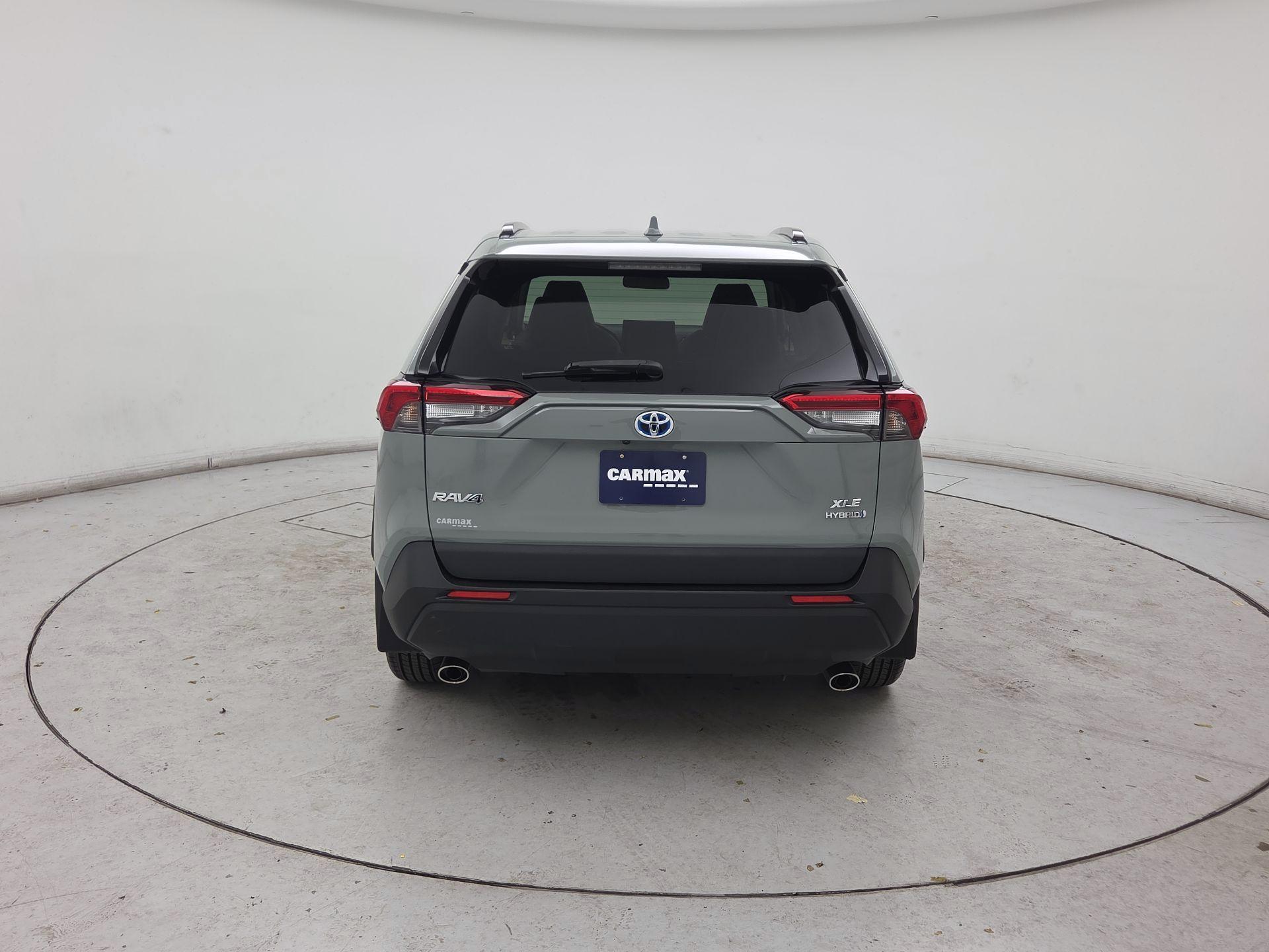 Thumbnail: 2021 Toyota RAV4 - 6