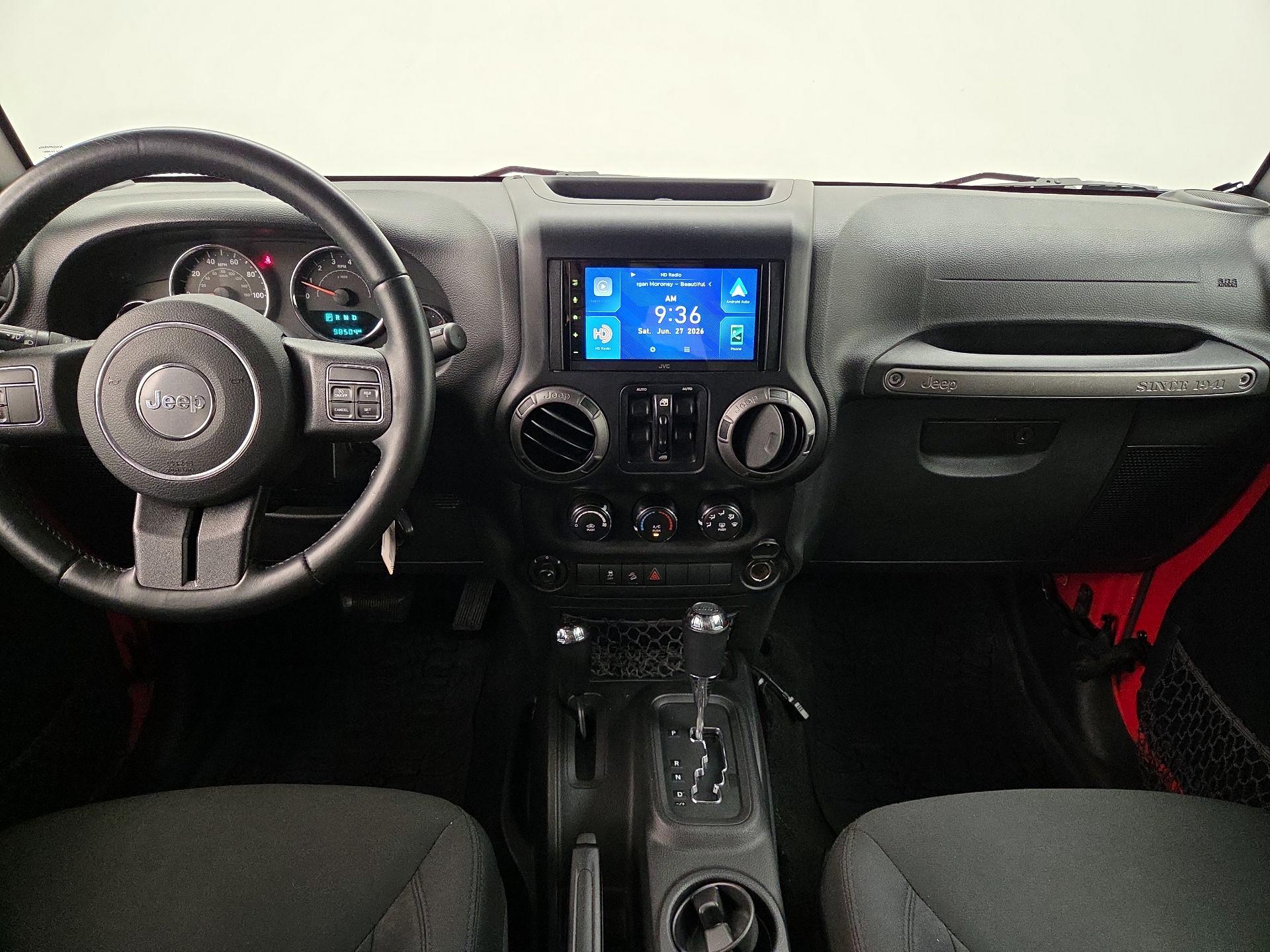 Thumbnail: 2016 Jeep Wrangler - 9