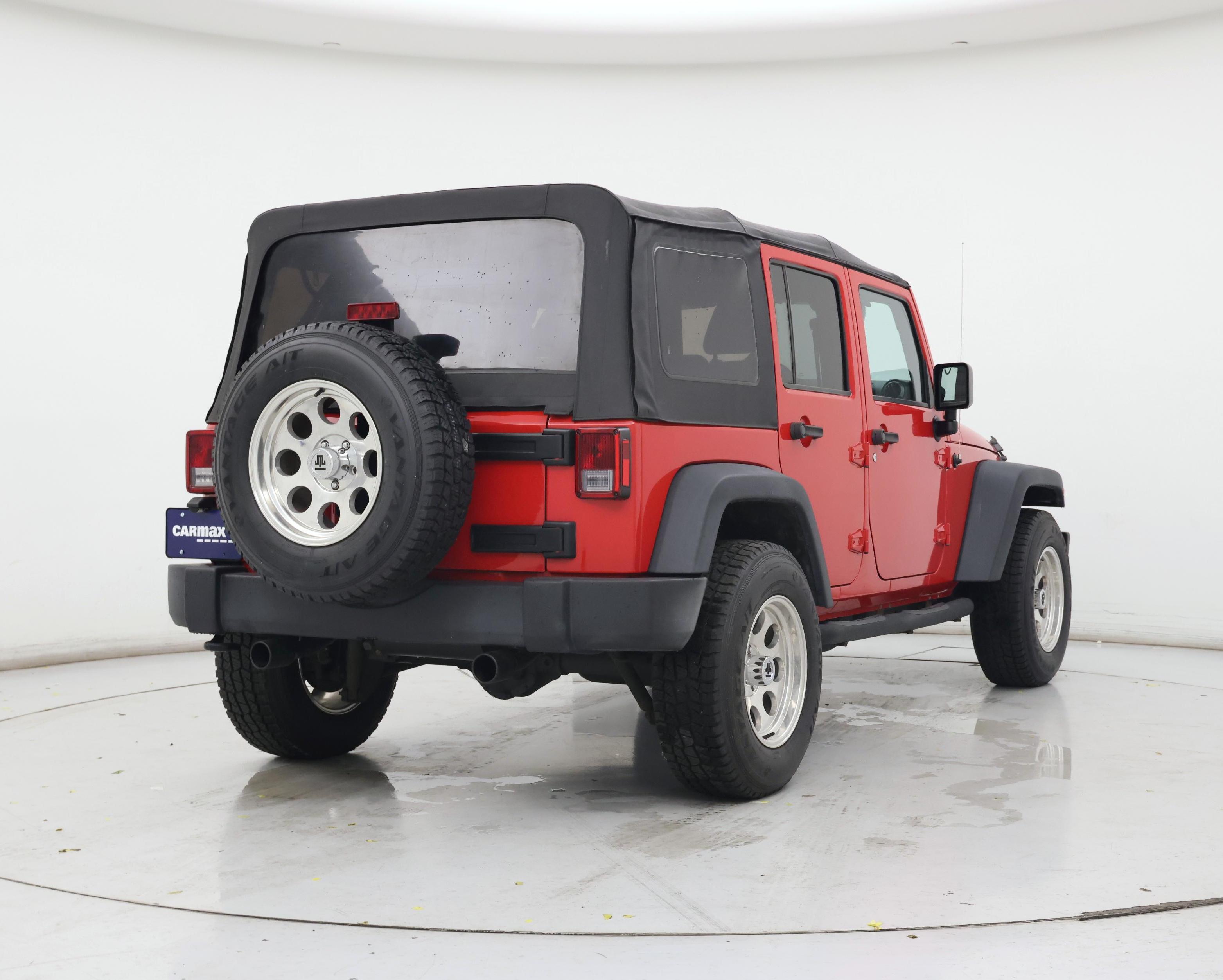 Thumbnail: 2016 Jeep Wrangler - 8