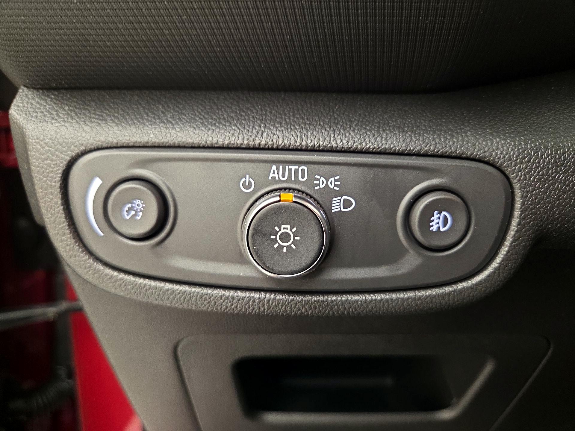 Thumbnail: 2021 Chevrolet TrailBlazer - 11