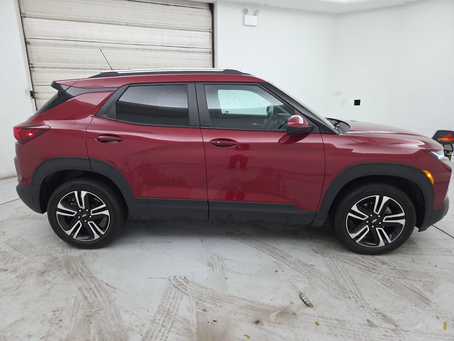 Thumbnail: 2021 Chevrolet TrailBlazer - 4