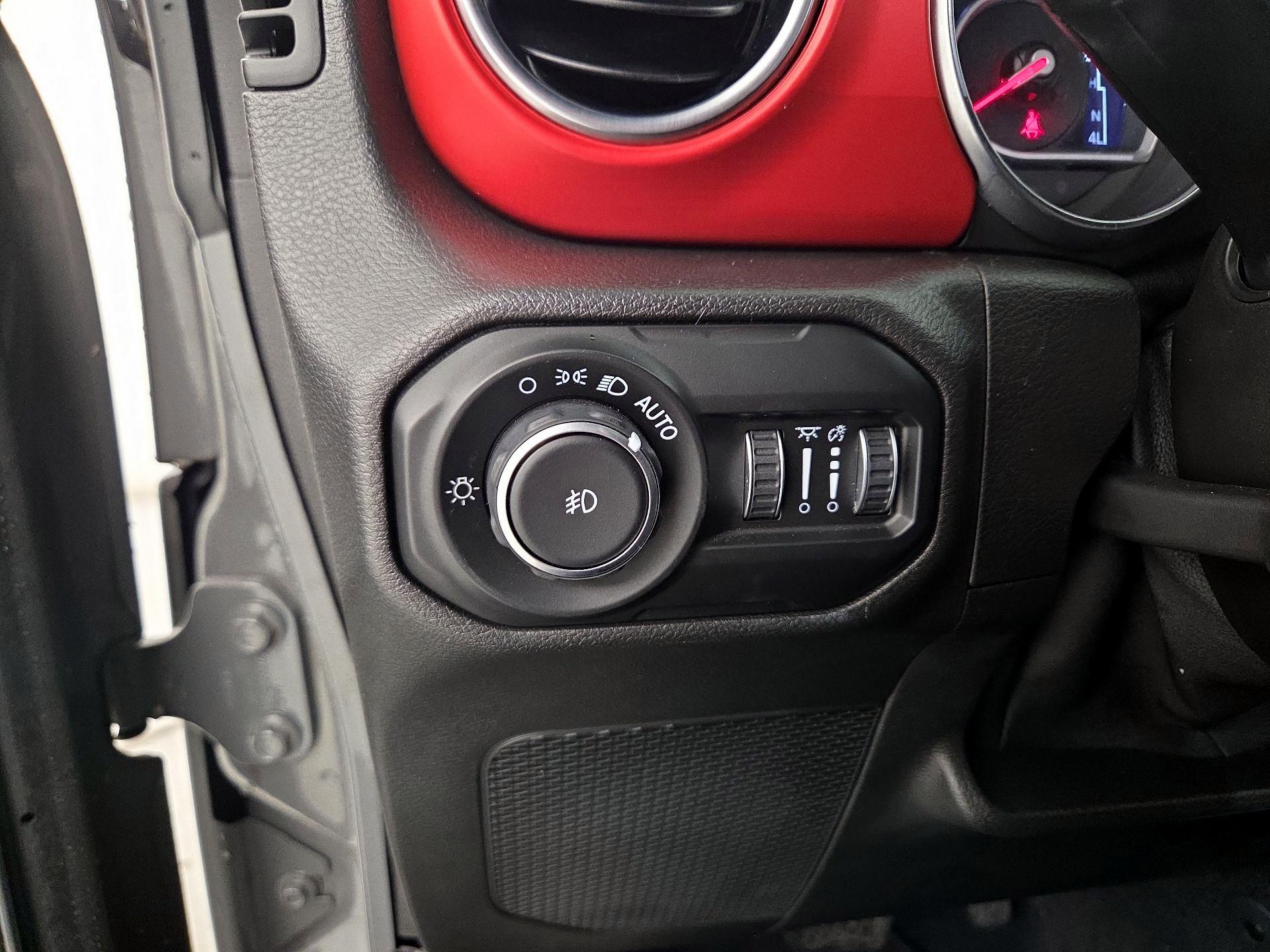 Thumbnail: 2021 Jeep Wrangler - 13