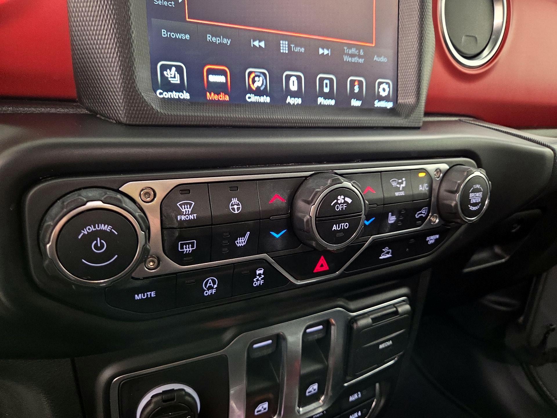 Thumbnail: 2021 Jeep Wrangler - 16