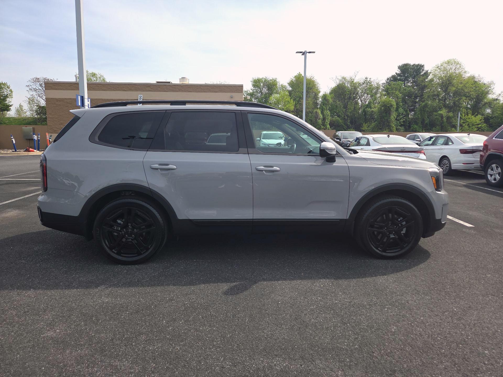 Thumbnail: 2025 Kia Telluride - 4