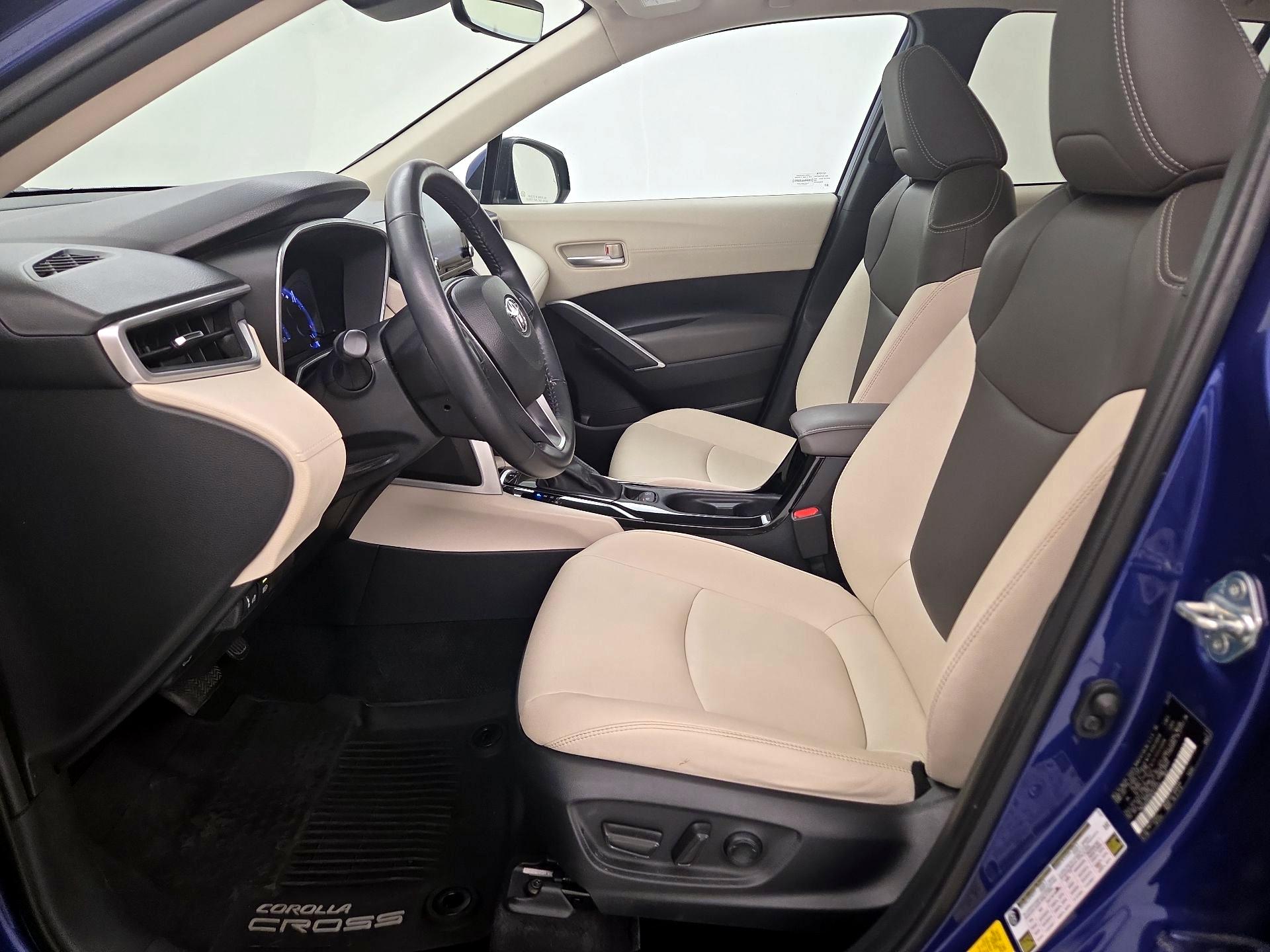 Thumbnail: 2022 Toyota Corolla Cross - 11