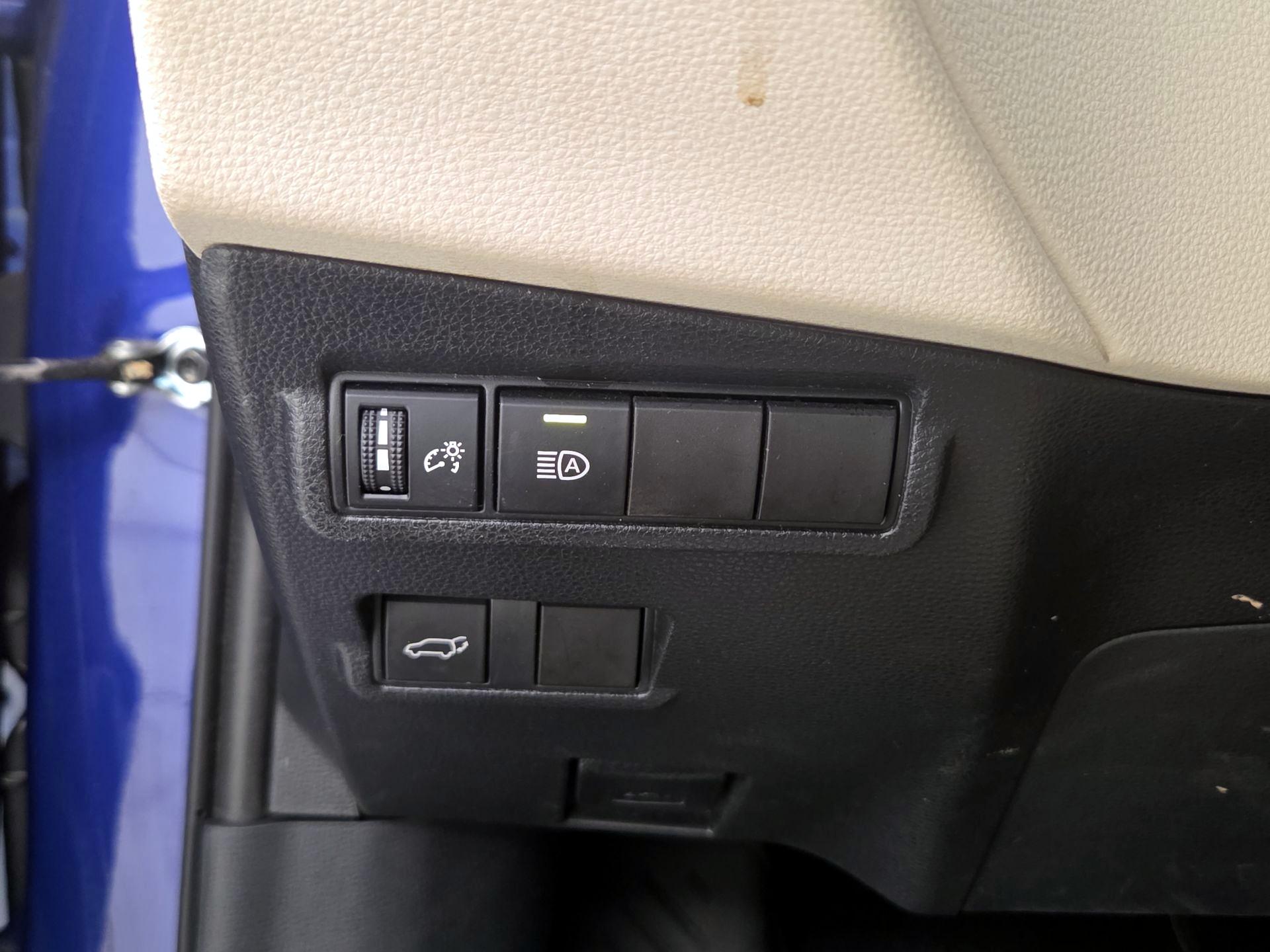 Thumbnail: 2022 Toyota Corolla Cross - 13