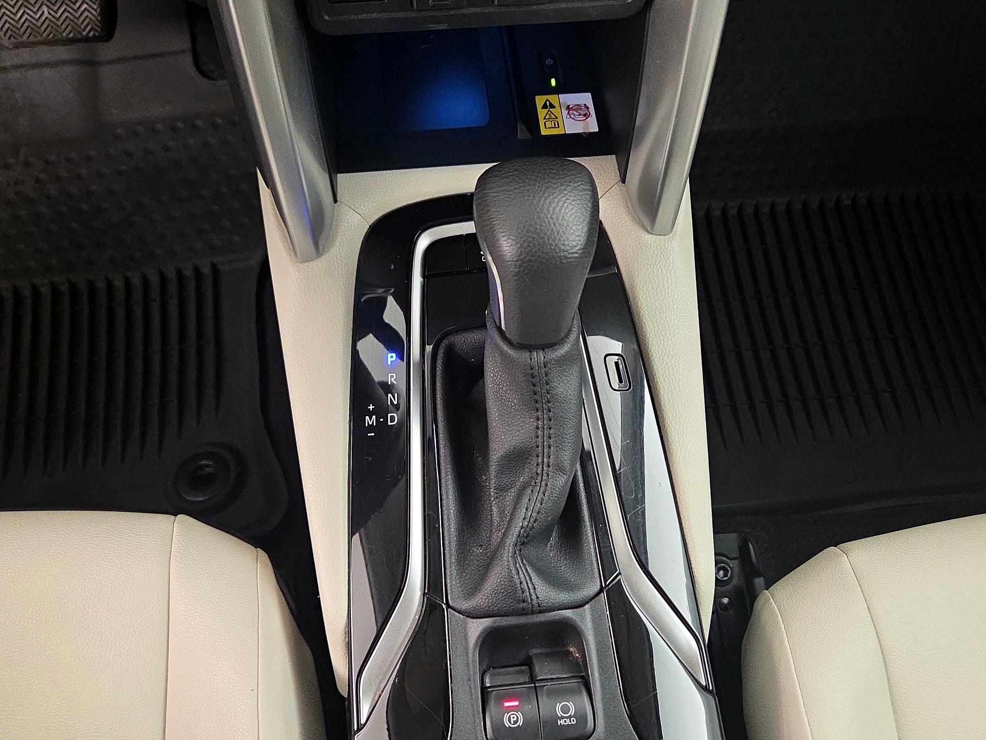 Thumbnail: 2022 Toyota Corolla Cross - 17