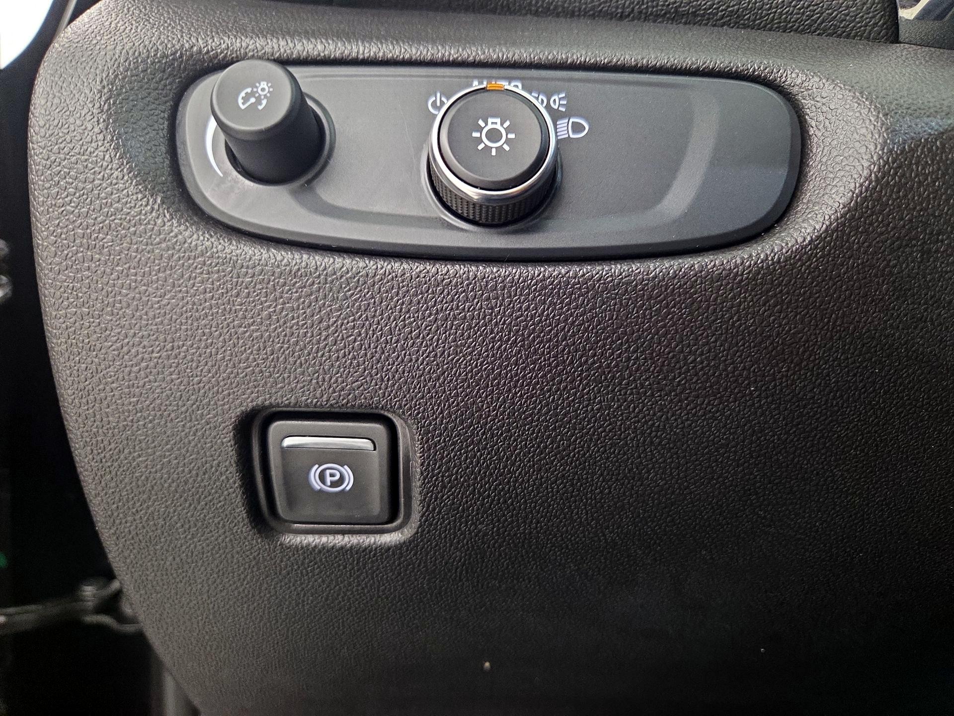 Thumbnail: 2025 Chevrolet Blazer - 13