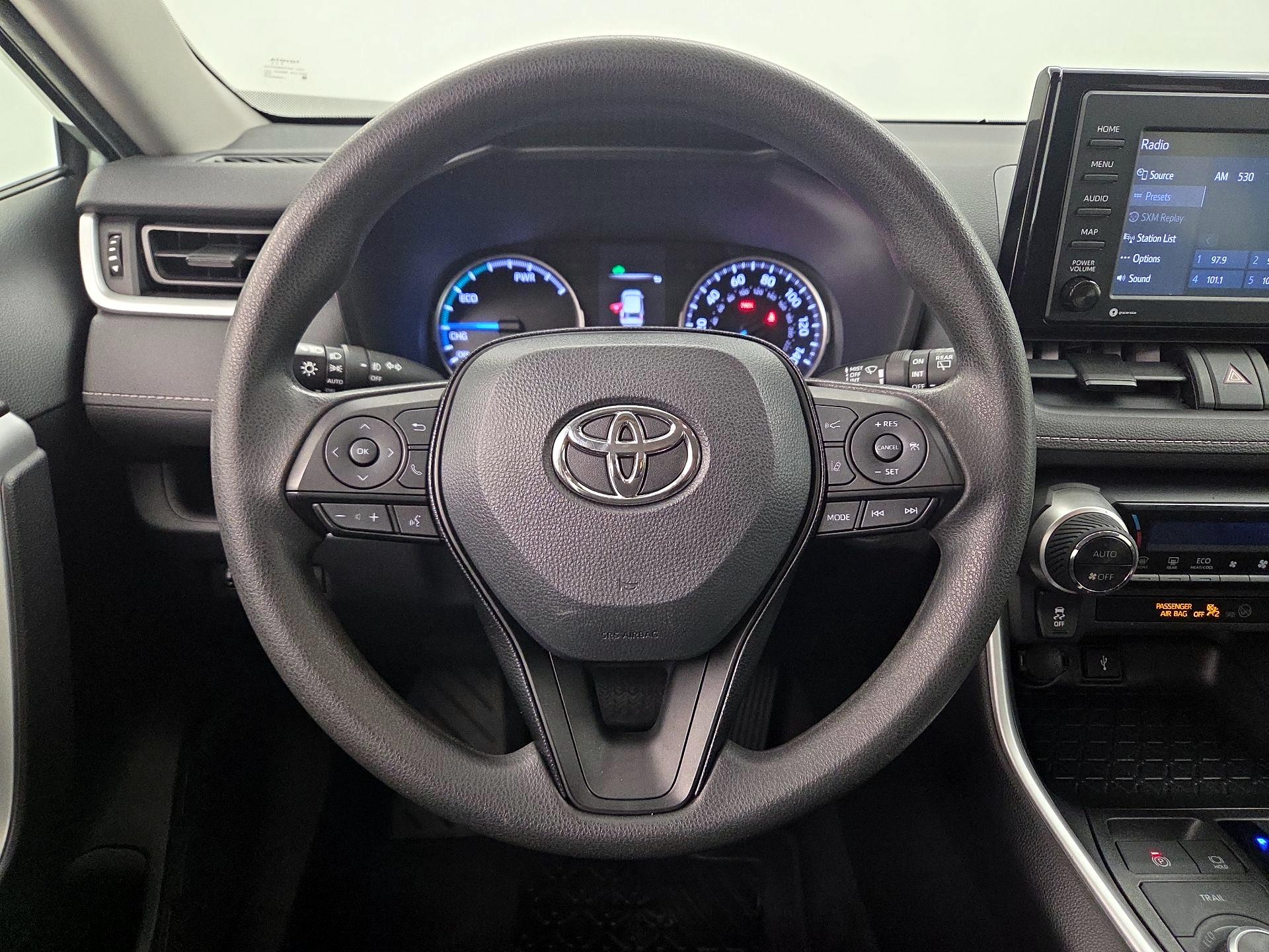 Thumbnail: 2020 Toyota RAV4 - 10