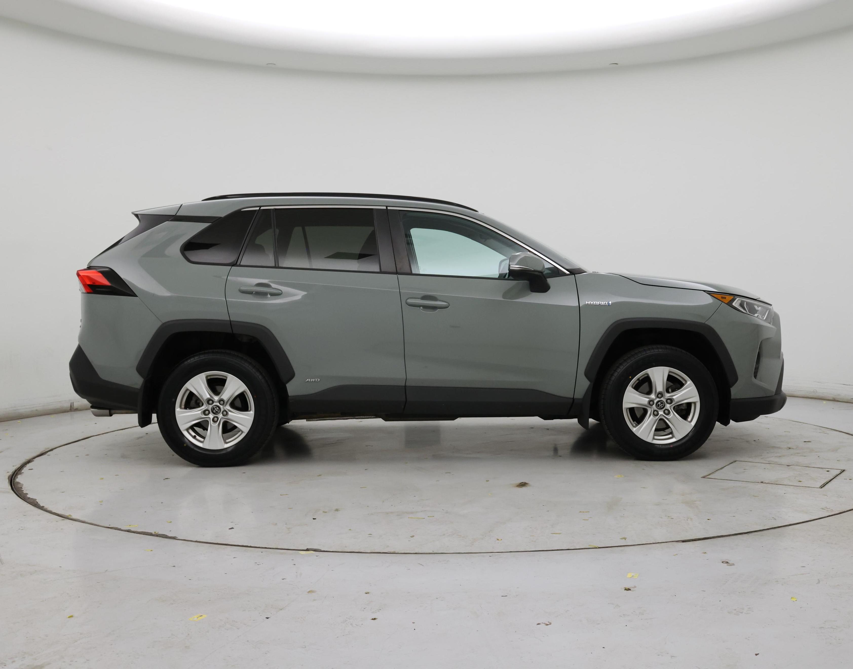 Thumbnail: 2020 Toyota RAV4 - 7