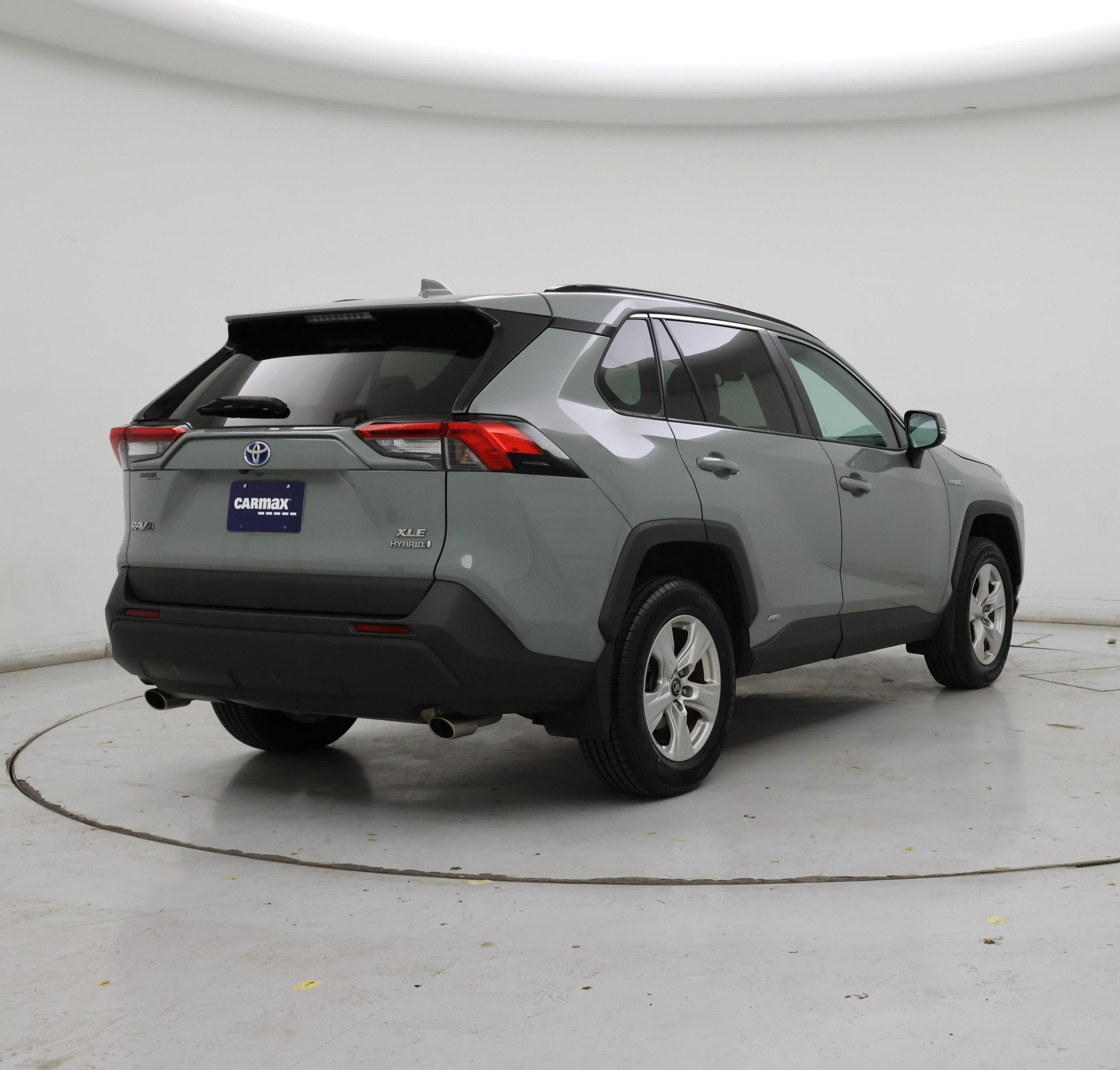 Thumbnail: 2020 Toyota RAV4 - 8