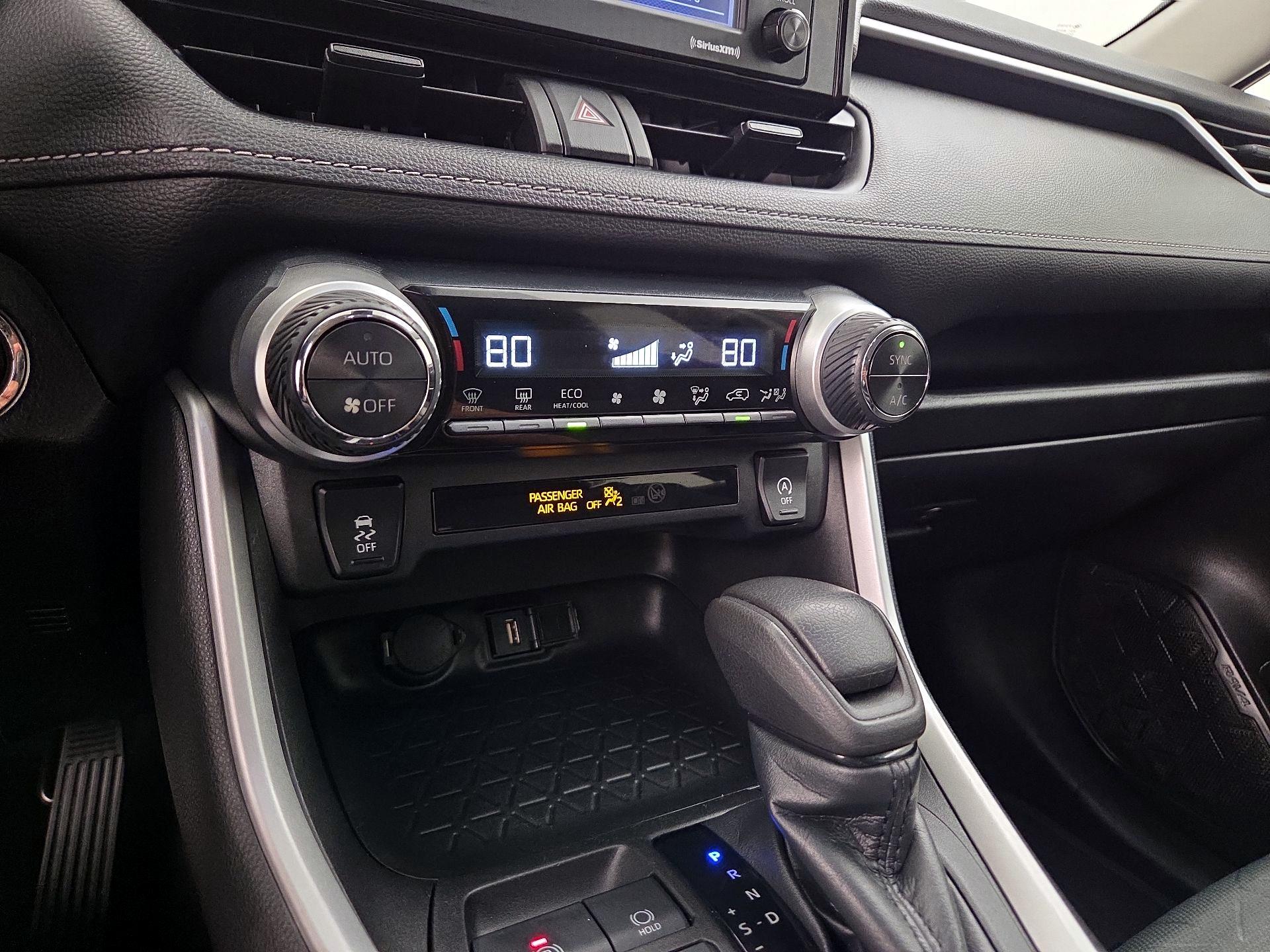 Thumbnail: 2022 Toyota RAV4 - 14