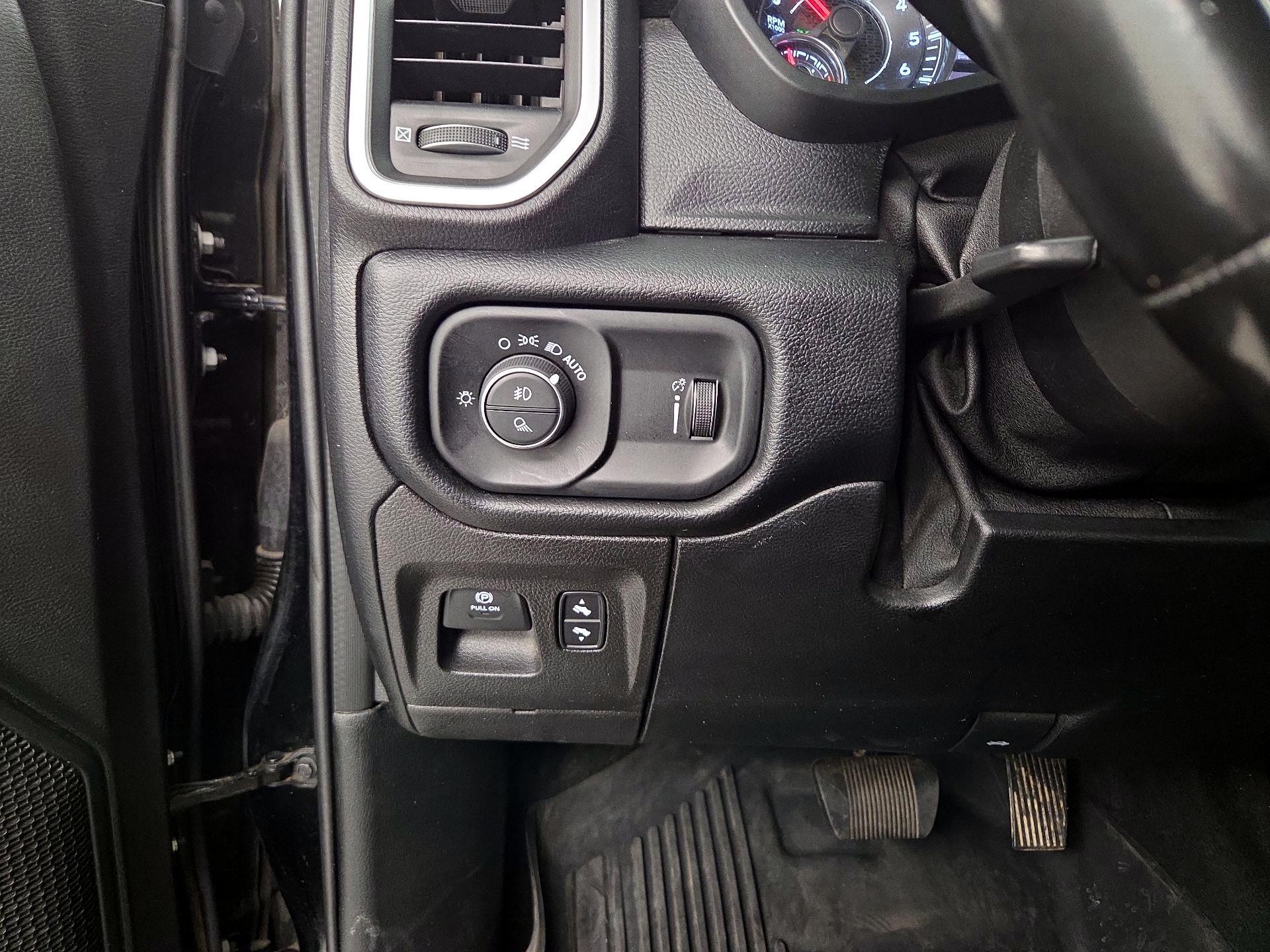 Thumbnail: 2021 RAM 1500 - 13