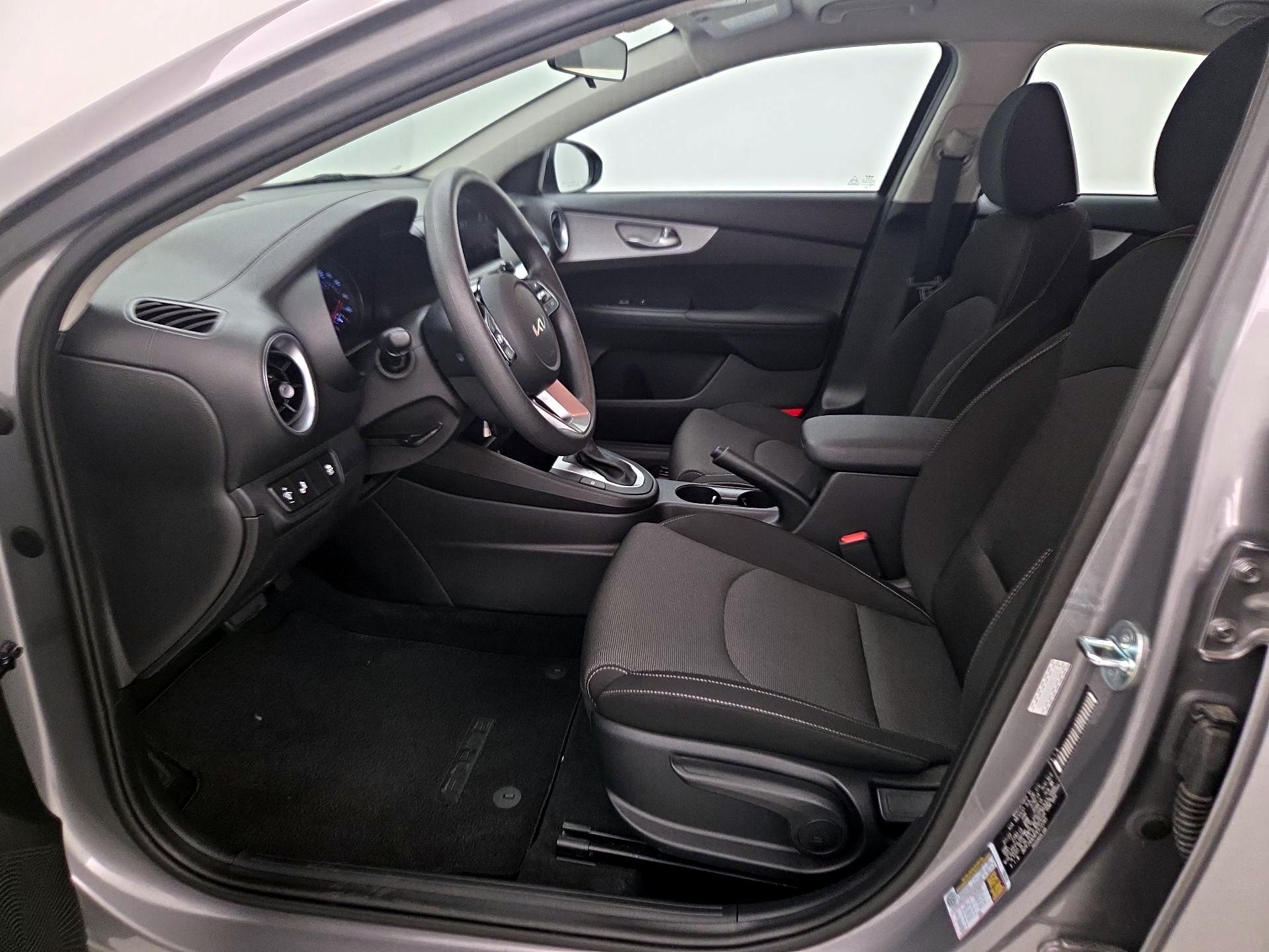 Thumbnail: 2023 Kia Forte - 11