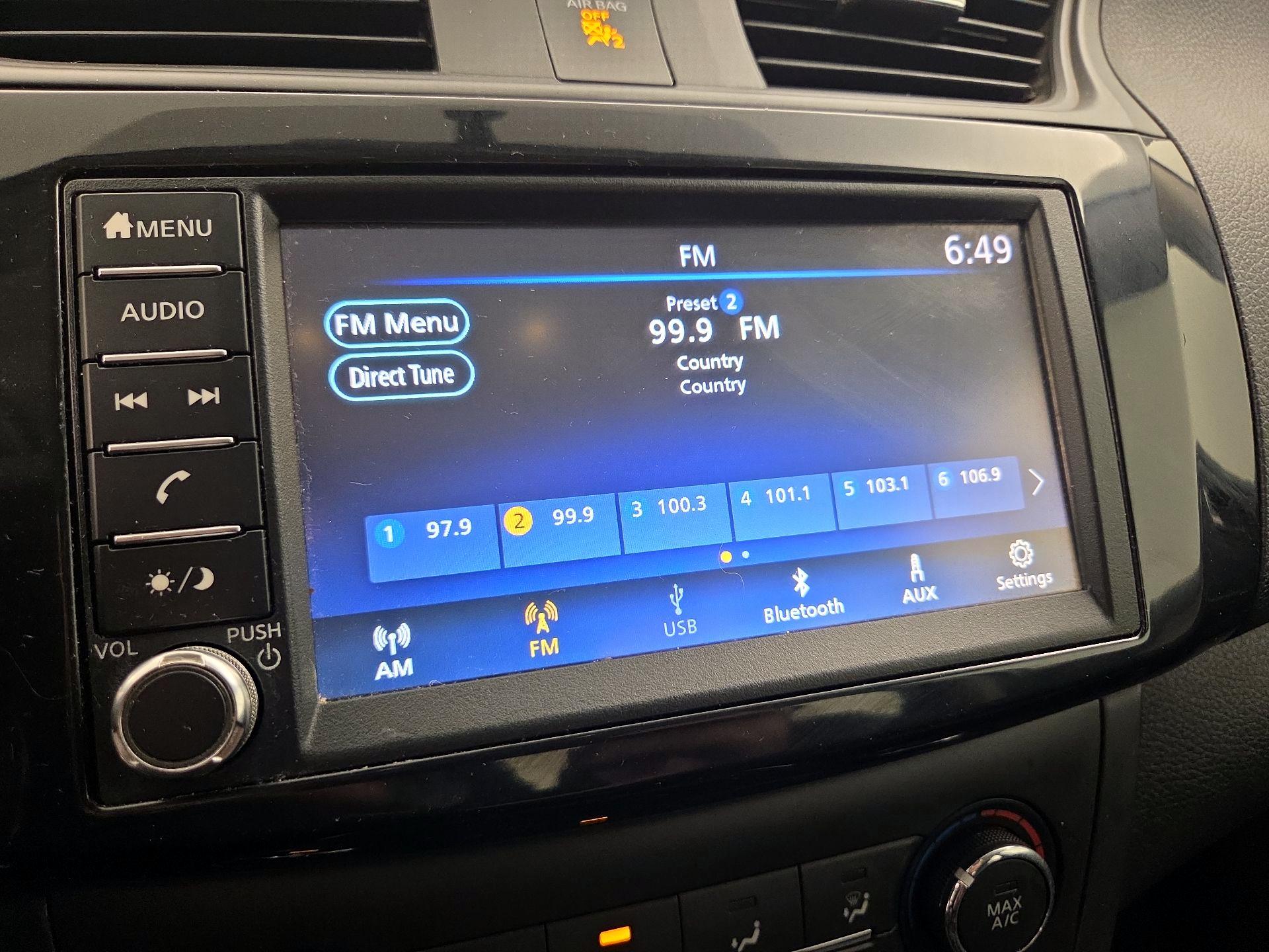 Thumbnail: 2019 Nissan Sentra - 13