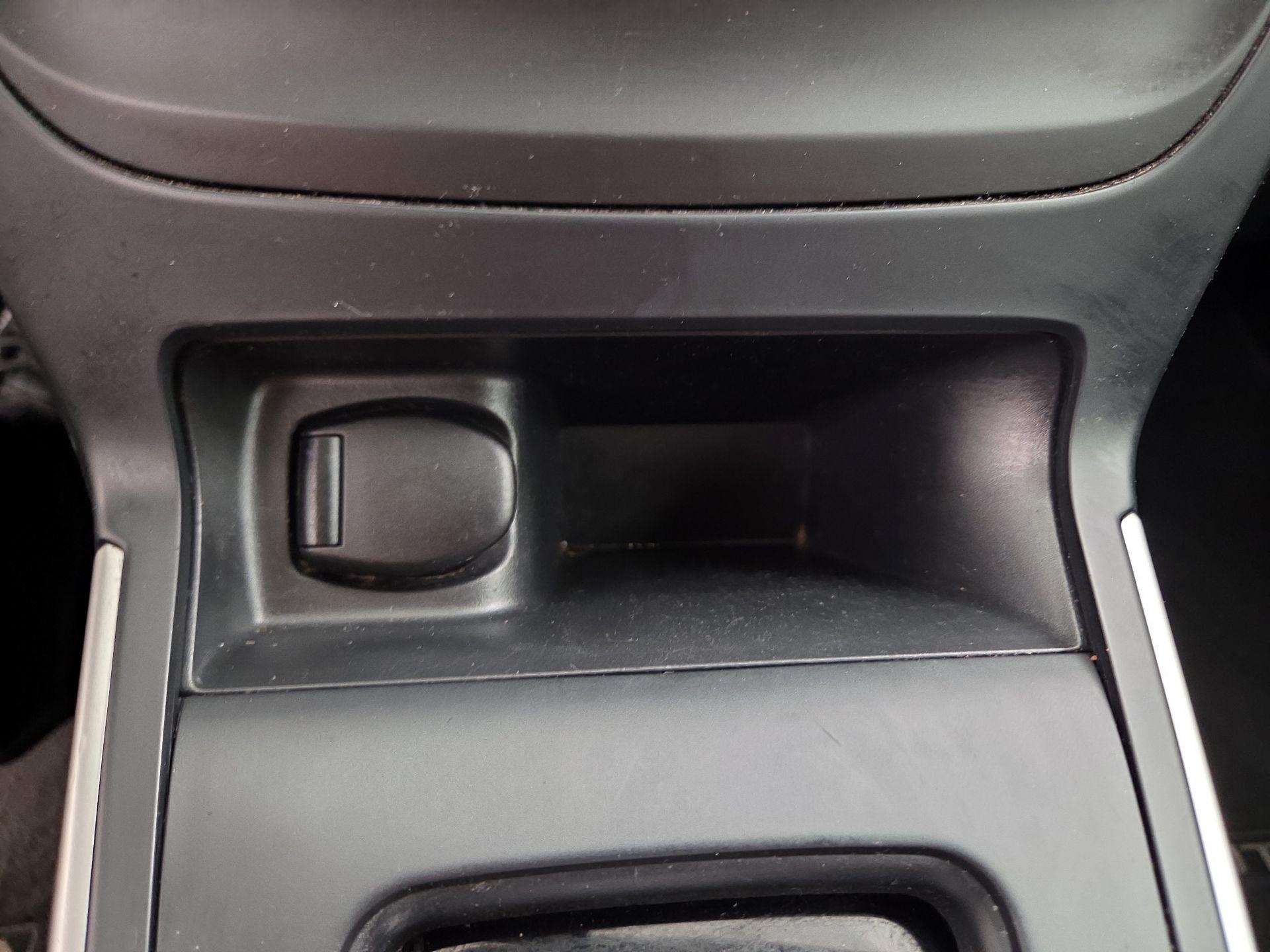 Thumbnail: 2019 Nissan Sentra - 16