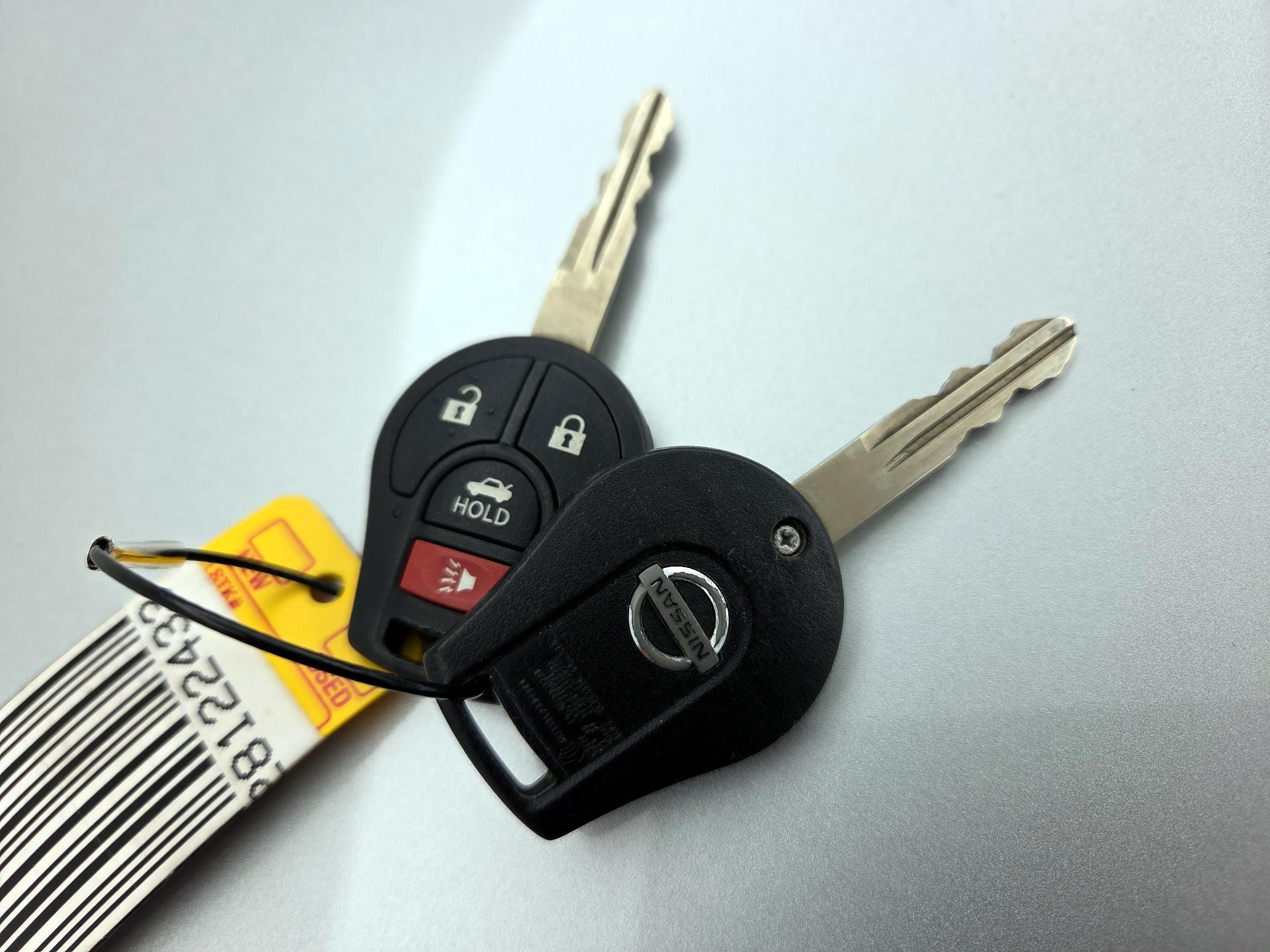 Thumbnail: 2019 Nissan Sentra - 20