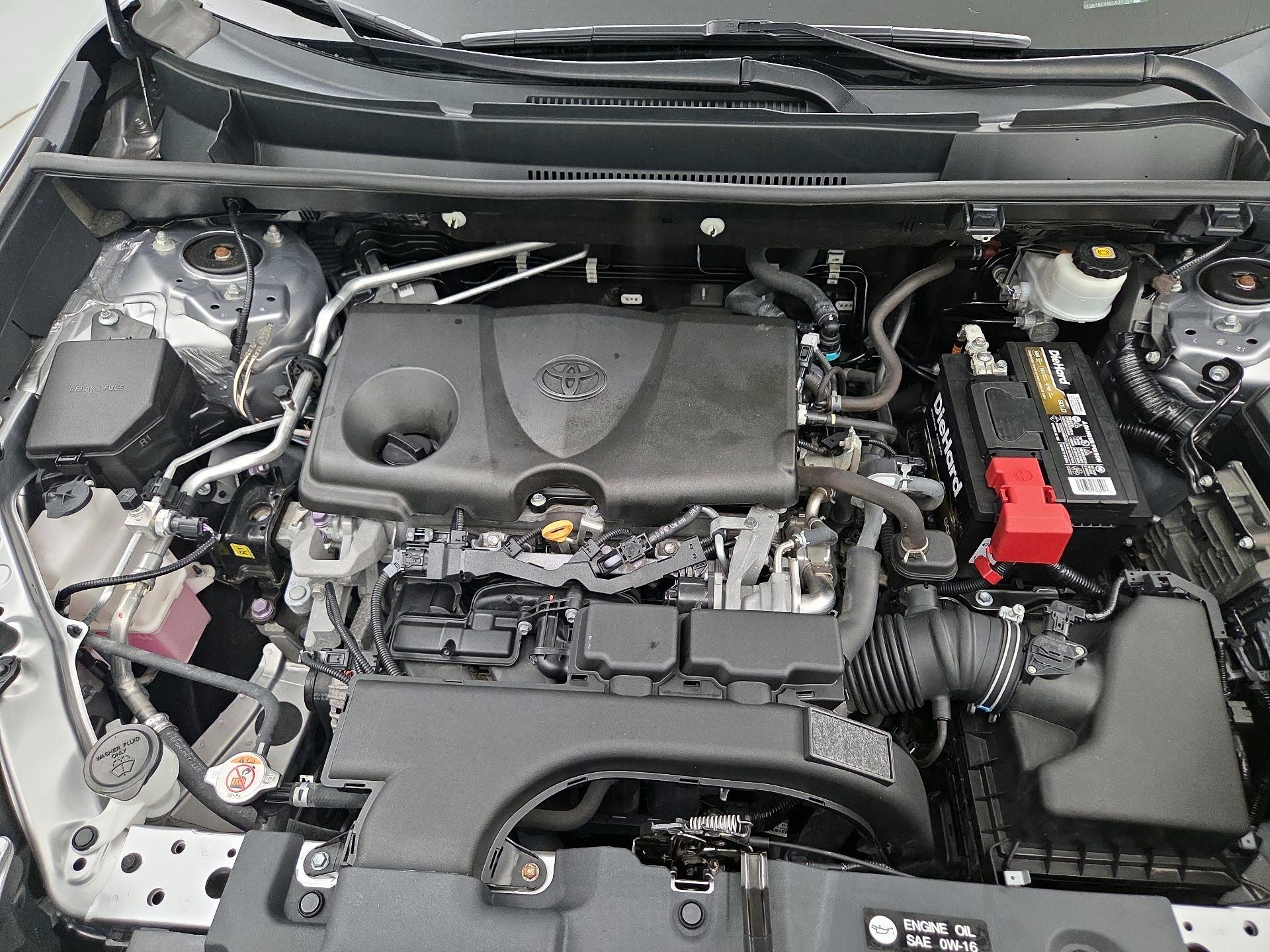 Thumbnail: 2019 Toyota RAV4 - 19