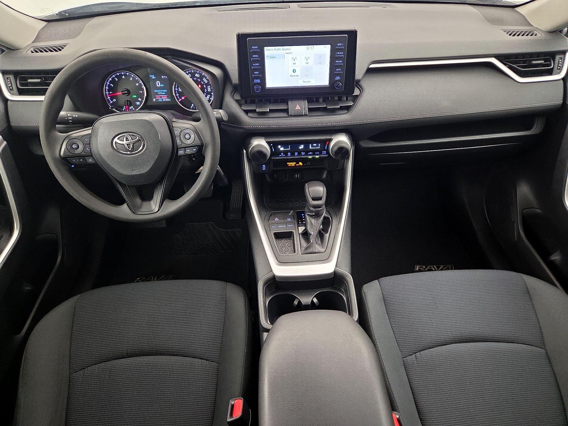 Thumbnail: 2019 Toyota RAV4 - 8
